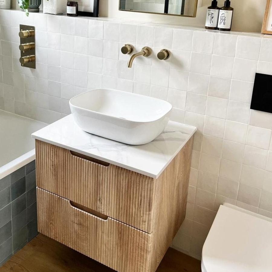 Granlusso Opus Oak Fluted Wall Mounted Vanity Unit With Carrara Marble Effect Worktop
