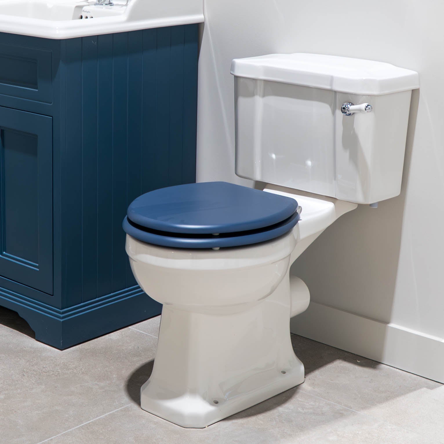 Burlington Standard Close Coupled Toilet Traditional