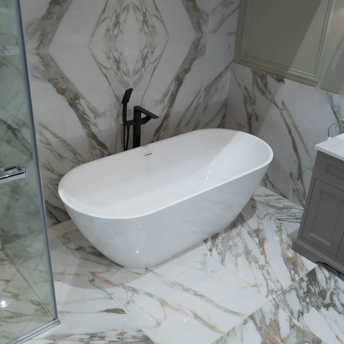 Granlusso Lux Nova Freestanding Bath - Acrylic