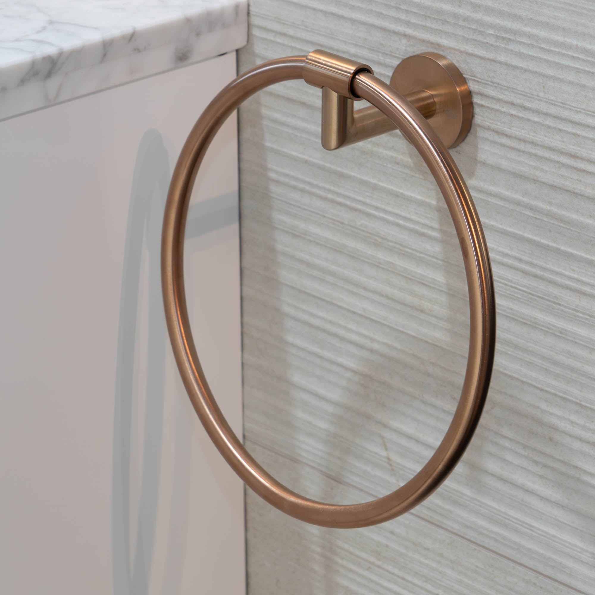 Manzoni Towel Ring