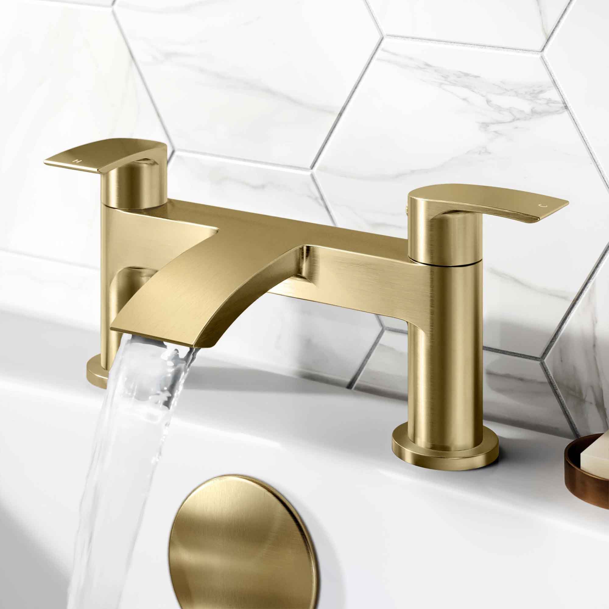 granlusso amalfi deck mounted bath filler brushed brass