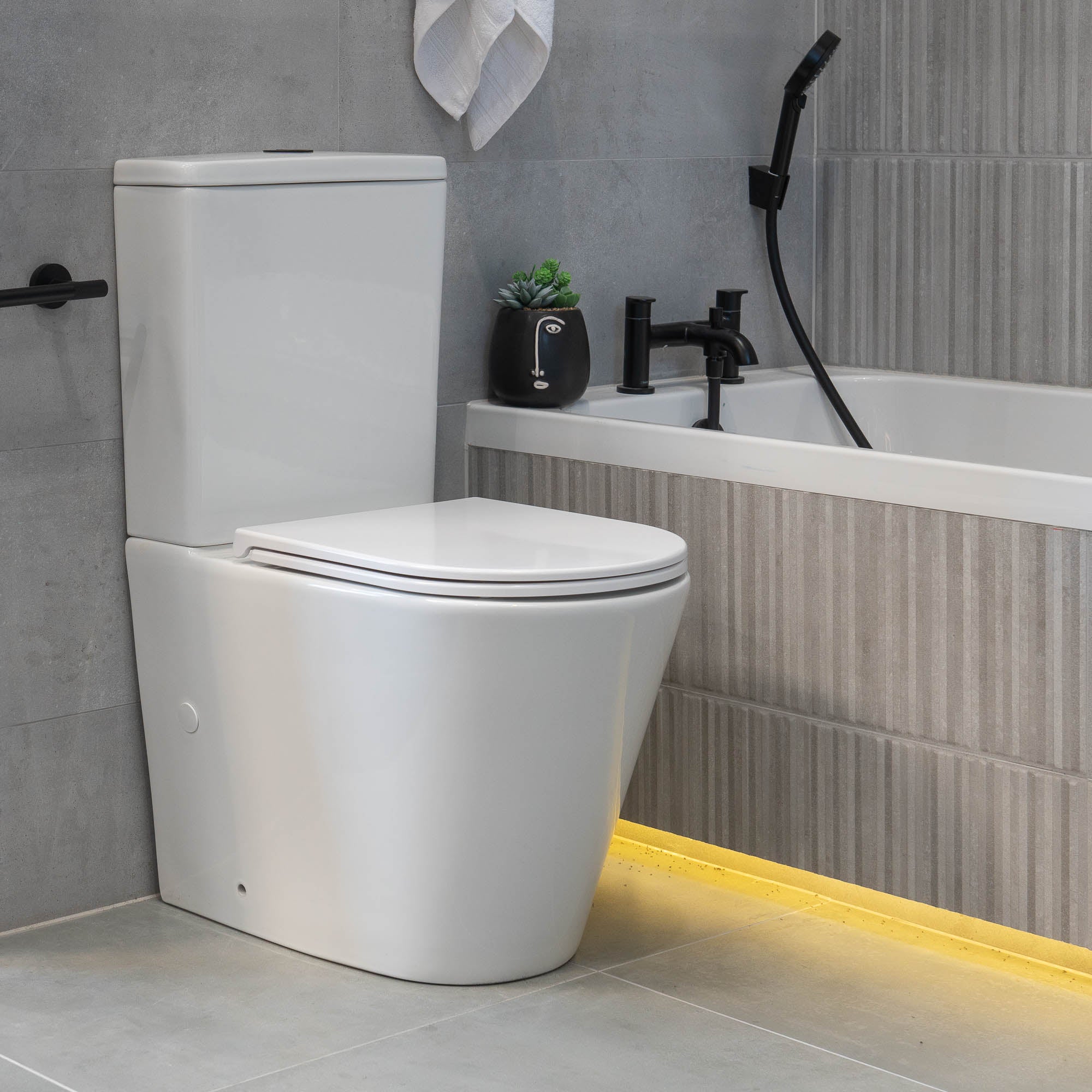 Granlusso Amalfi Rimless WC with Geberit Tornado Flush System and