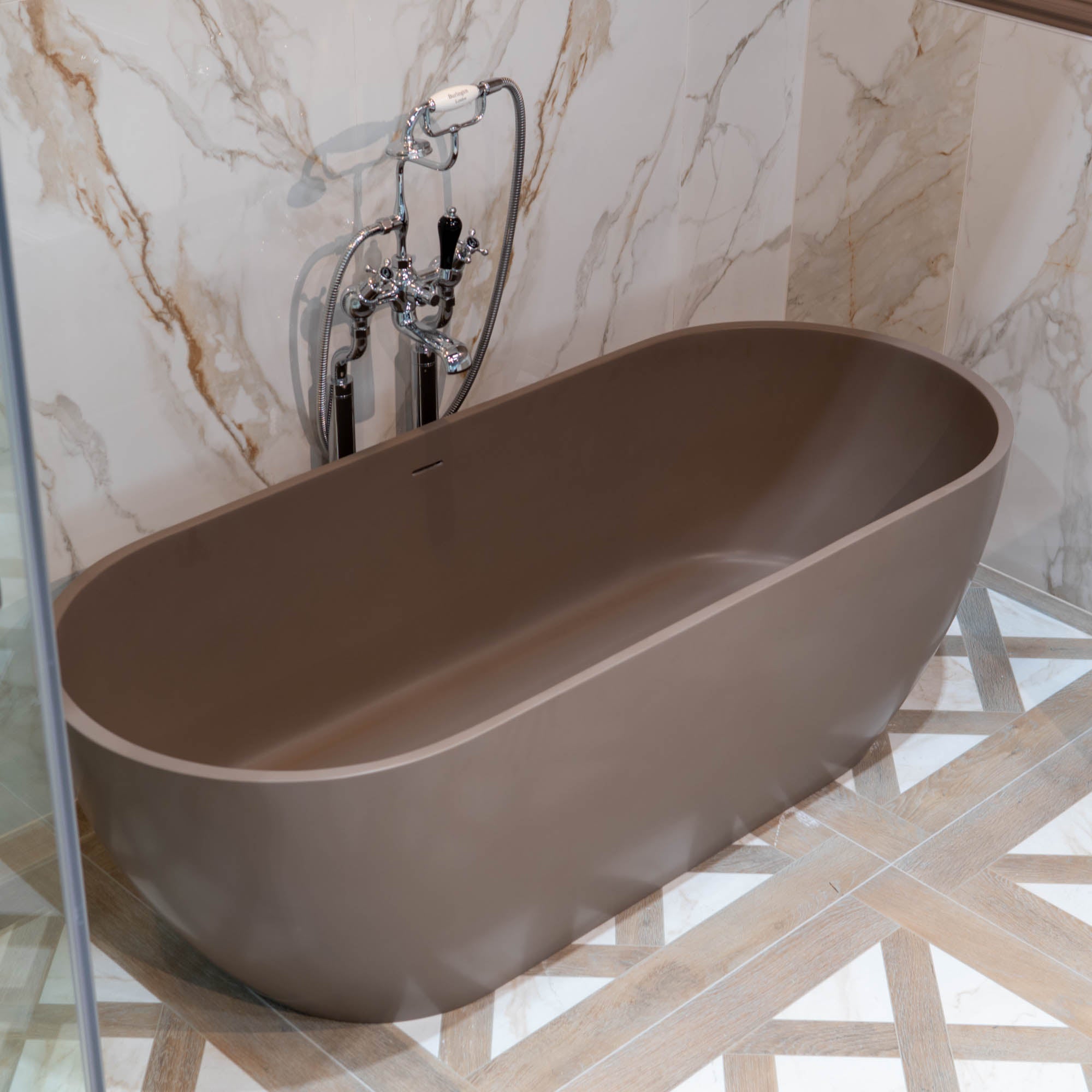 Granlusso Amalfi 1700 Freestanding Solid Stone Bath - Earth