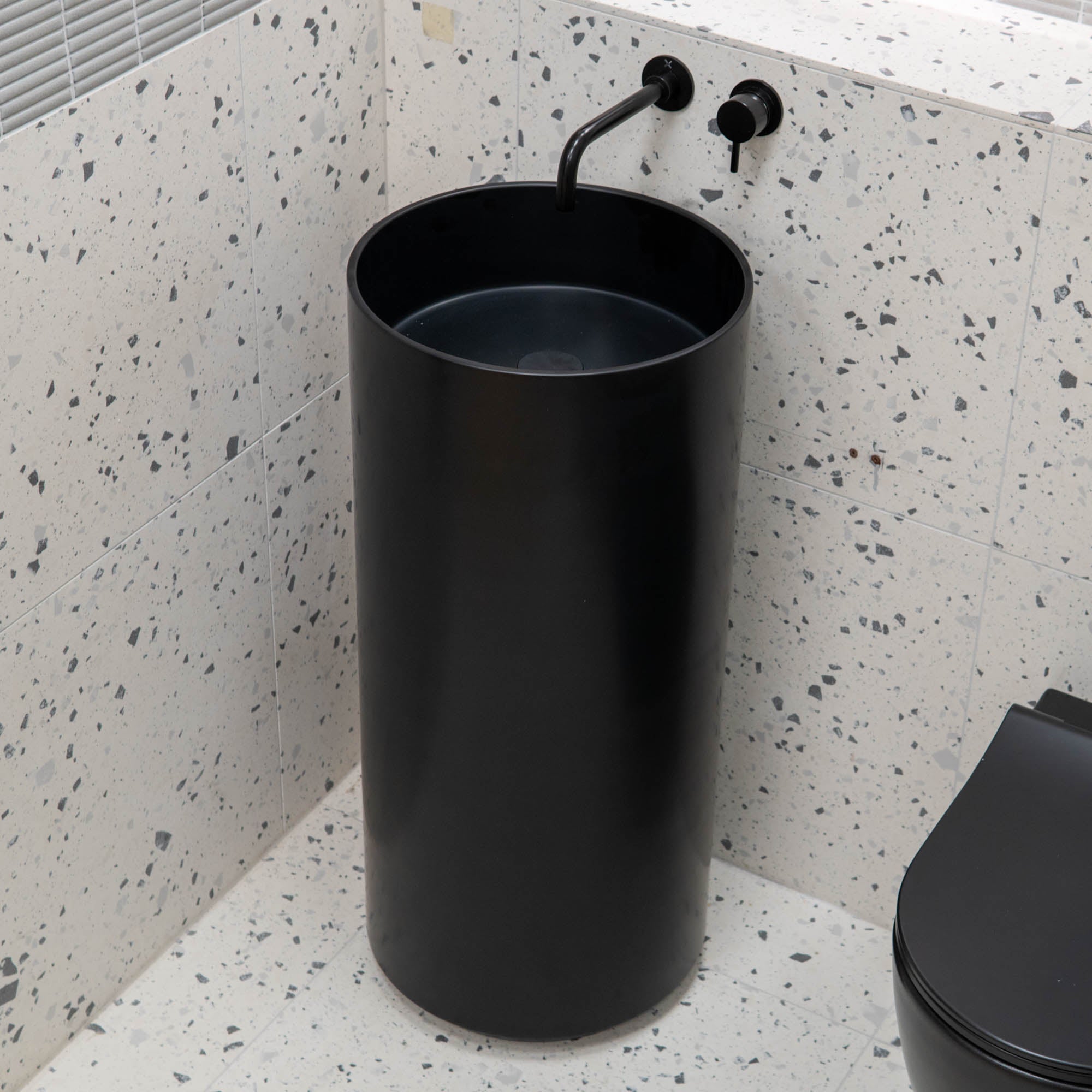 Granlusso Amalfi Cylinder Freestanding Stone Basin - Matt Black