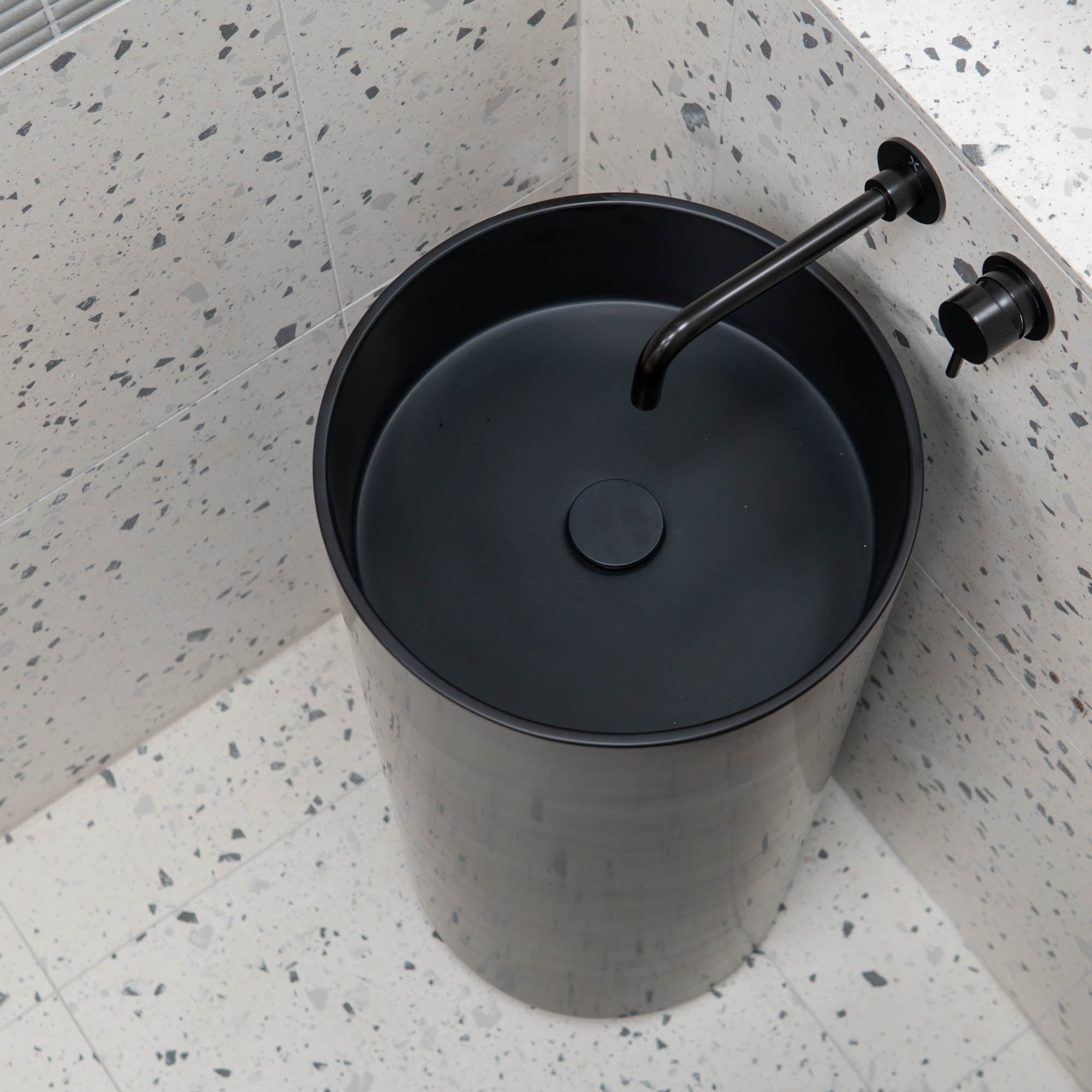 Granlusso Amalfi Cylinder Freestanding Stone Basin - Matt Black