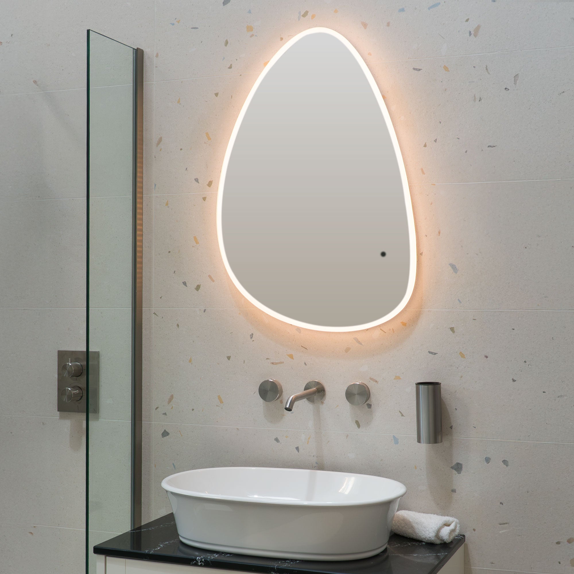 Granlusso Pebble LED Bathroom Mirror - 800x550mm
