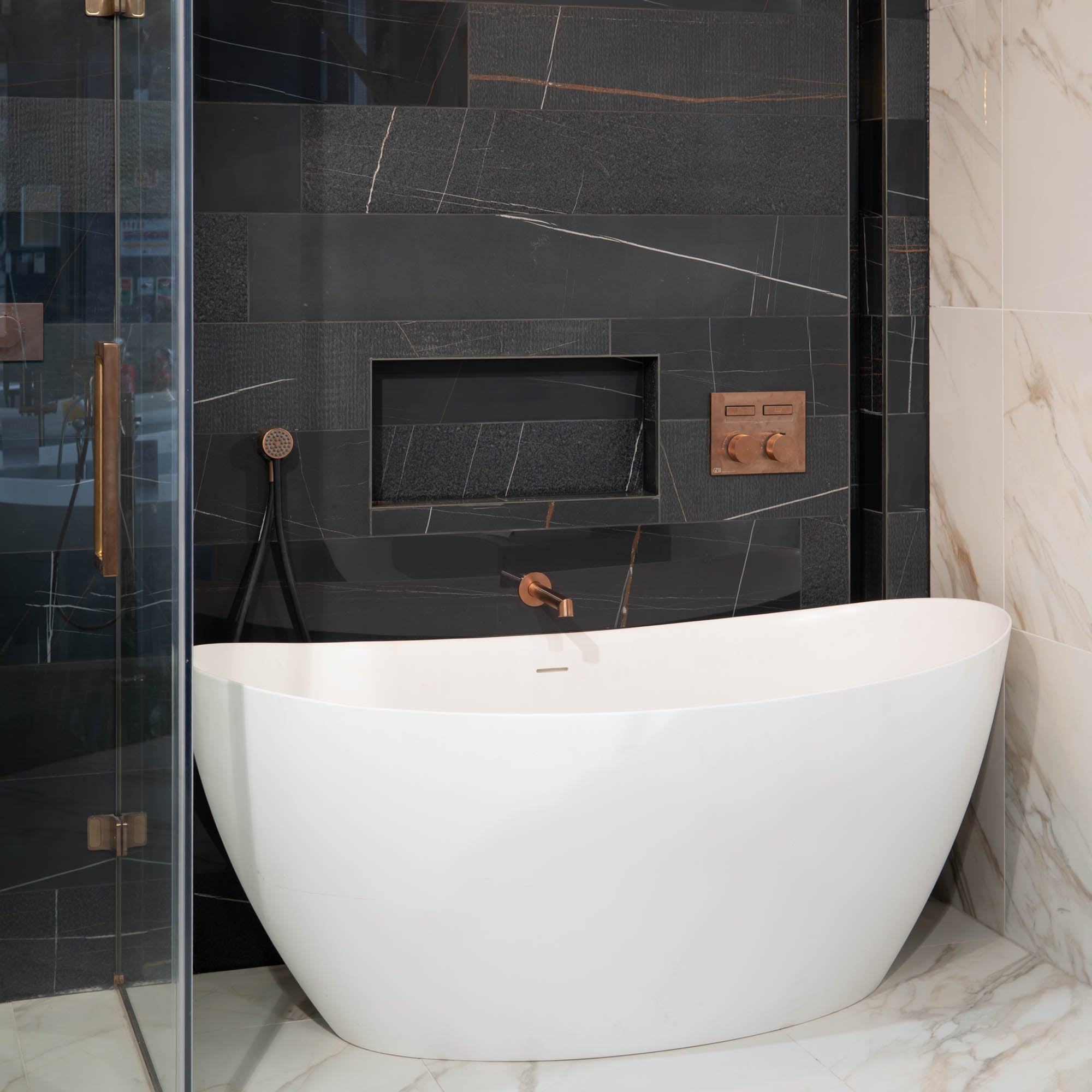 Granlusso™ Vizzini Freestanding Solid Stone Bath - Matt White