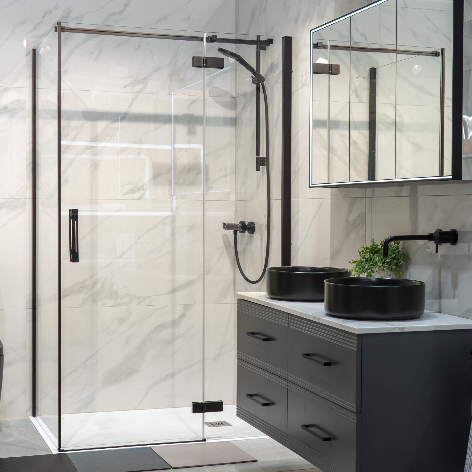 Image i9 Hinge & Inline Shower Door With Side Panel - Black