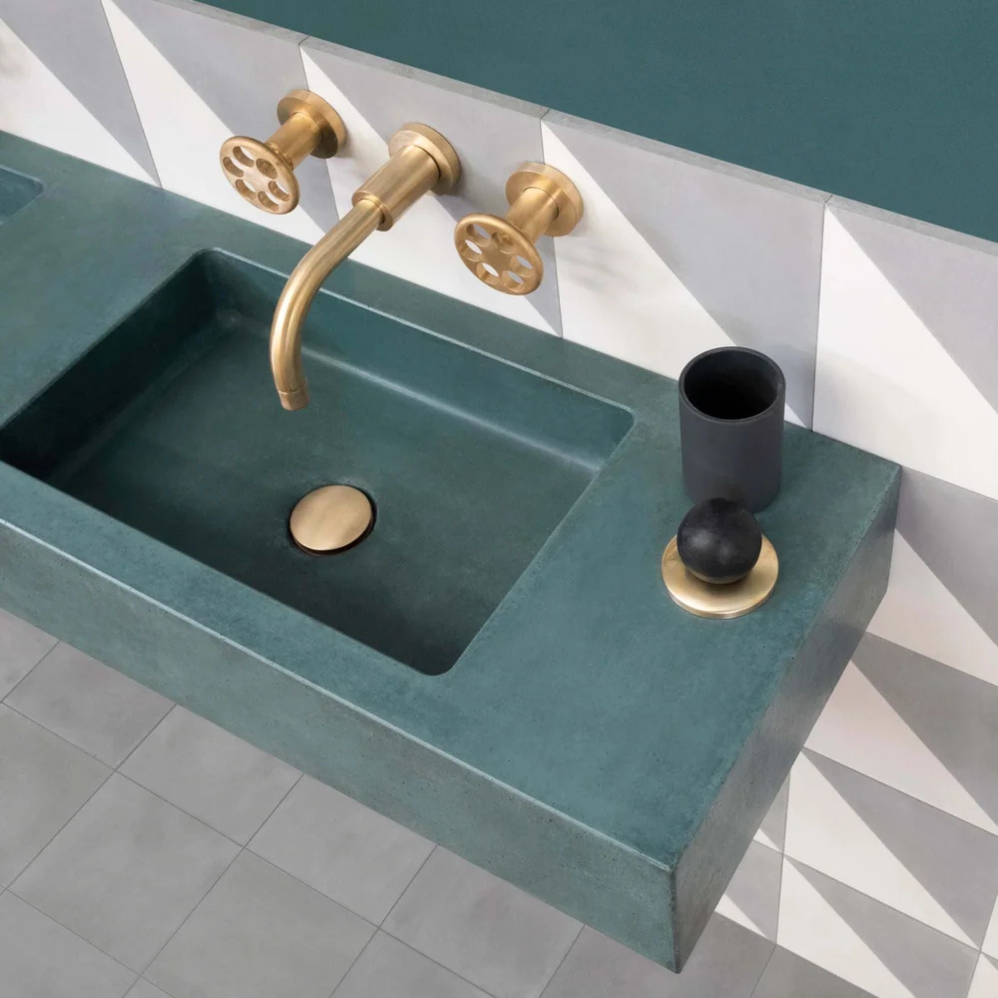kast sienna wall-mounted double concrete basin with self surface