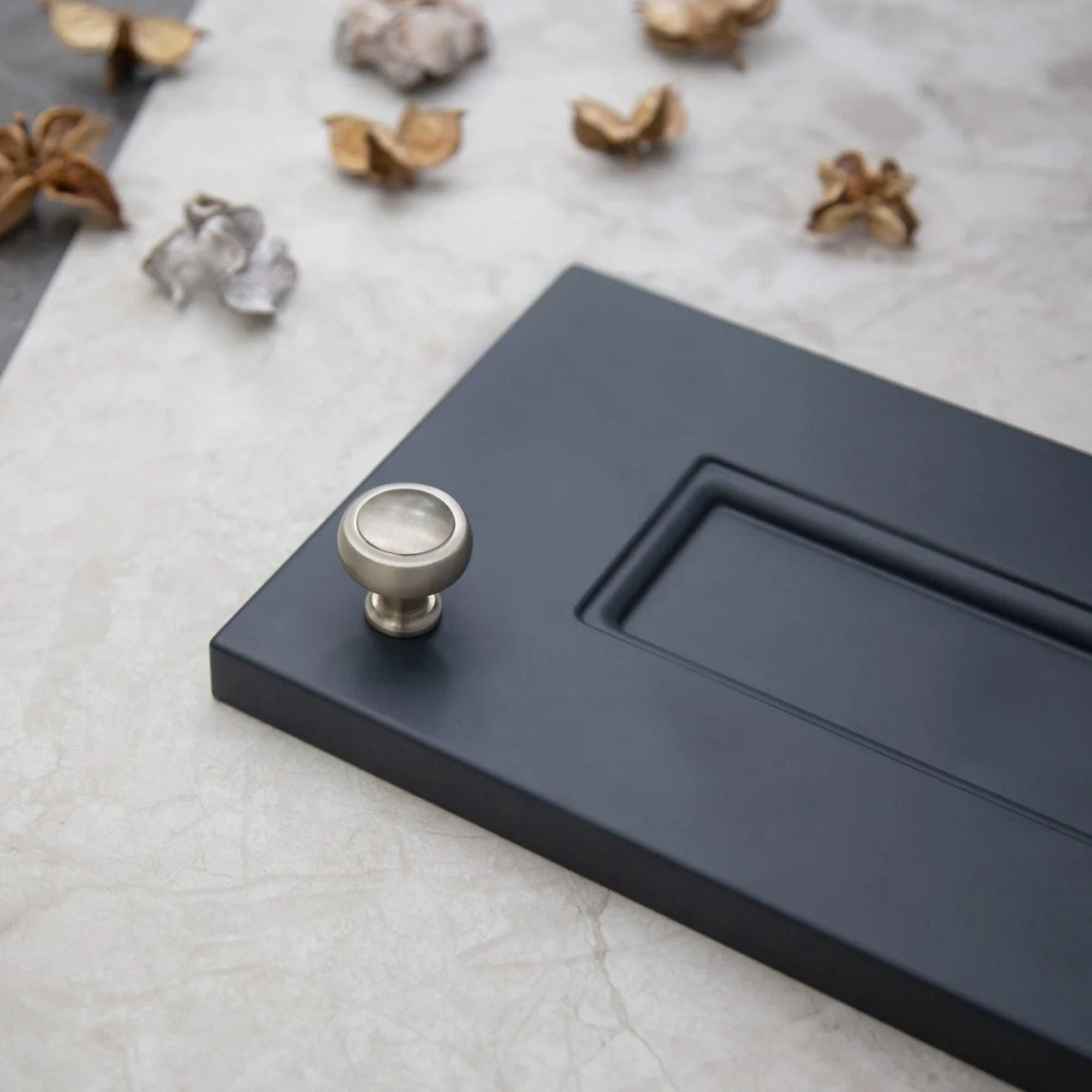 Newbury Vanity Unit Knob - Single