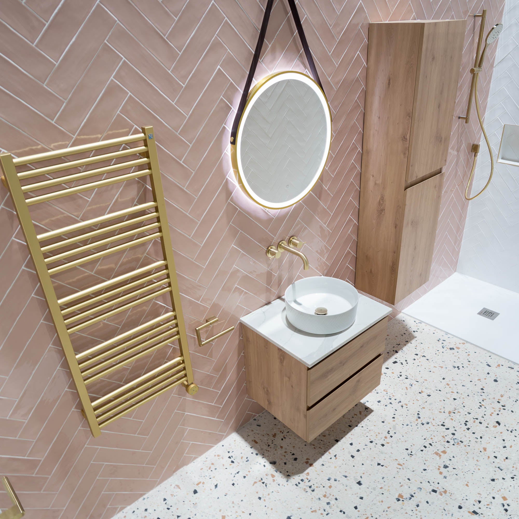 Granlusso™ Rocco Oak Wall Mounted Vanity Unit With Carrara Marble Effect Worktop