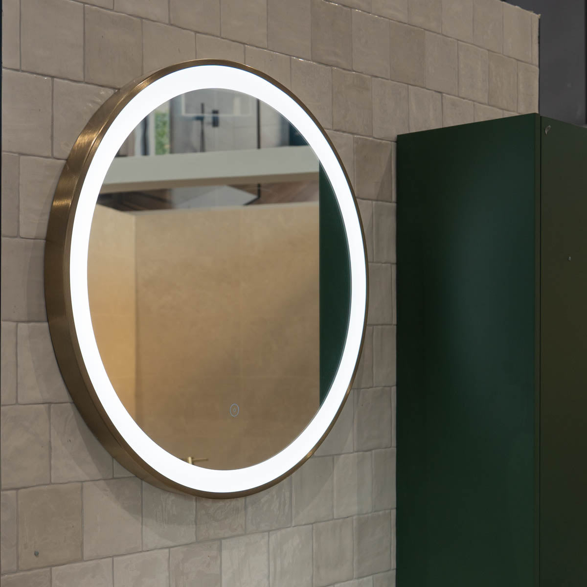 Granlusso Rocco Round LED Mirror with Brushed Brass Frame