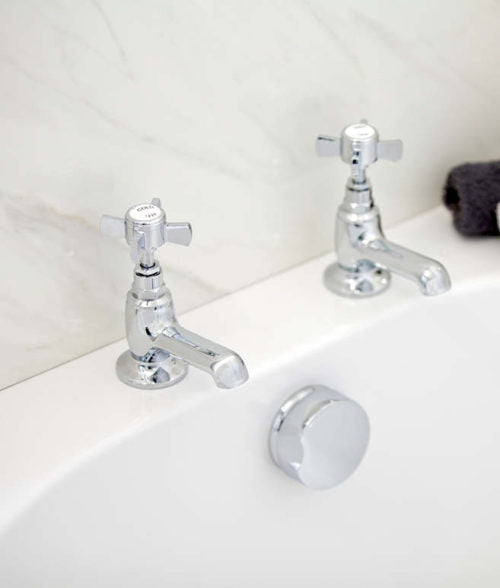 Ailesbury Traditional Bath Pillar Taps