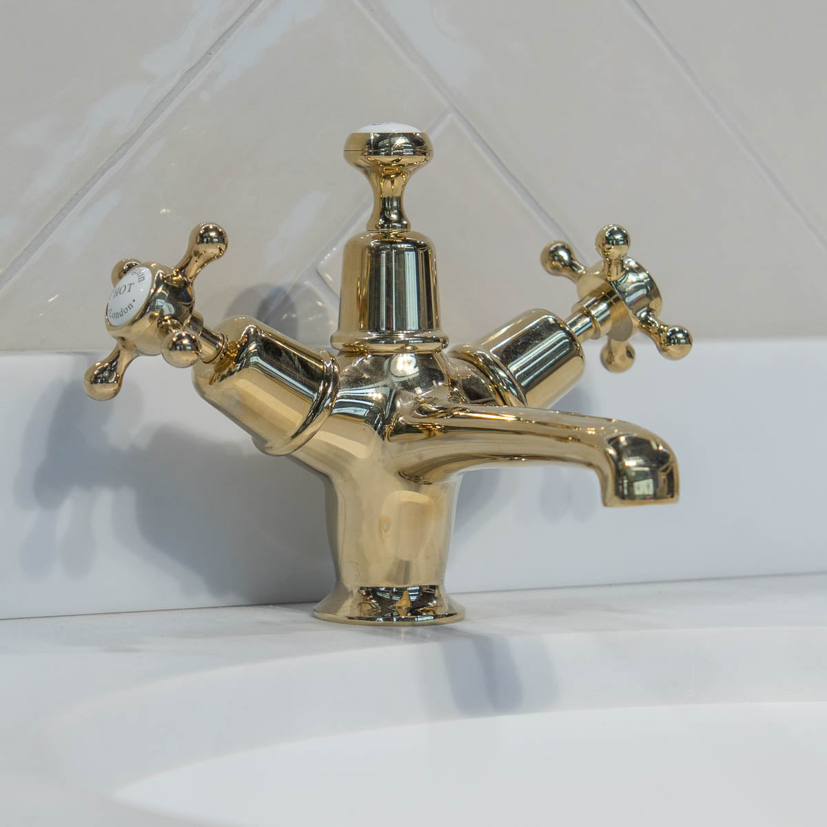 Burlington Claremont Basin Mixer With Click-Clack Waste