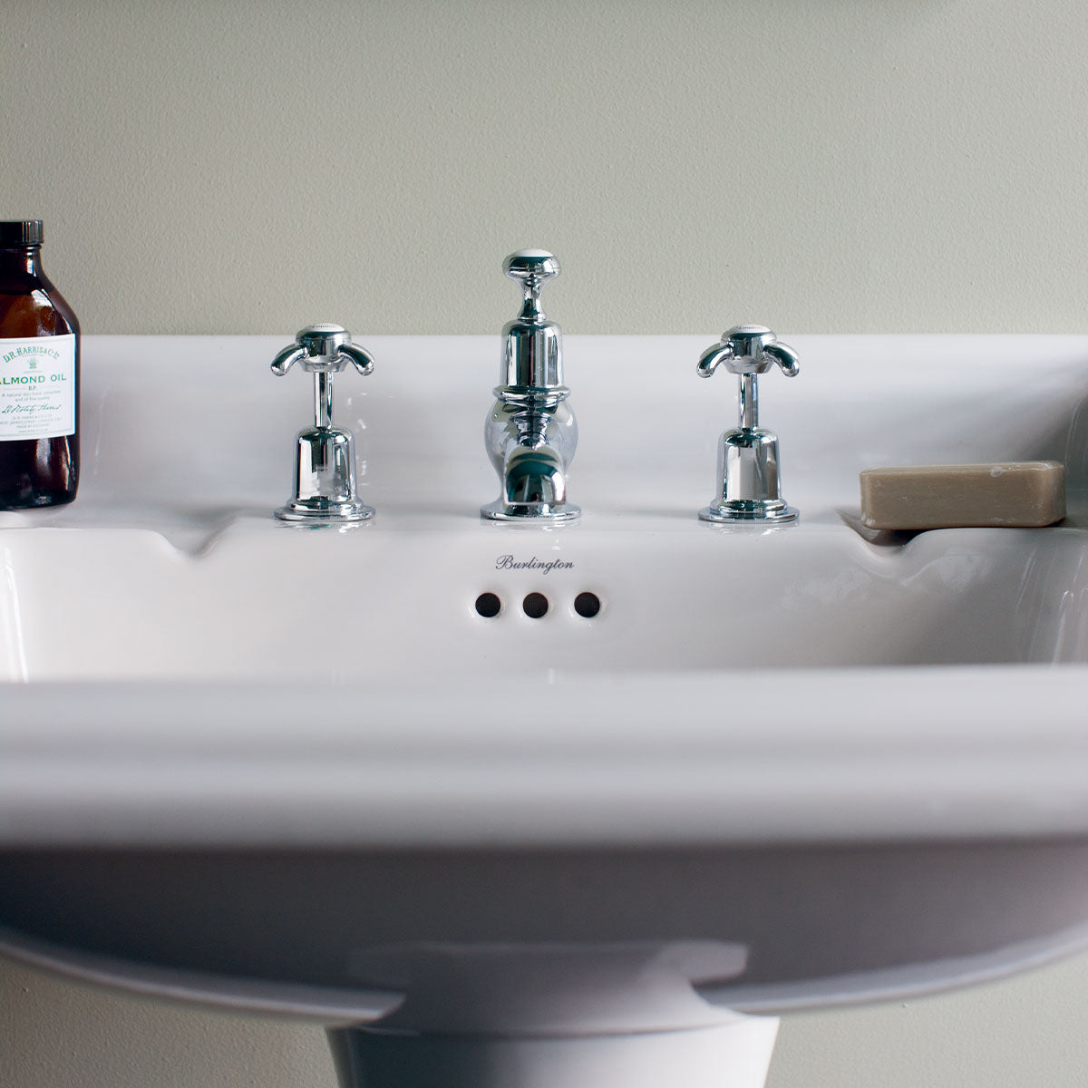 Burlington Classic 650m White Rectangular Basin With Standard Pedestal Feature Deluxe Bathrooms Ireland