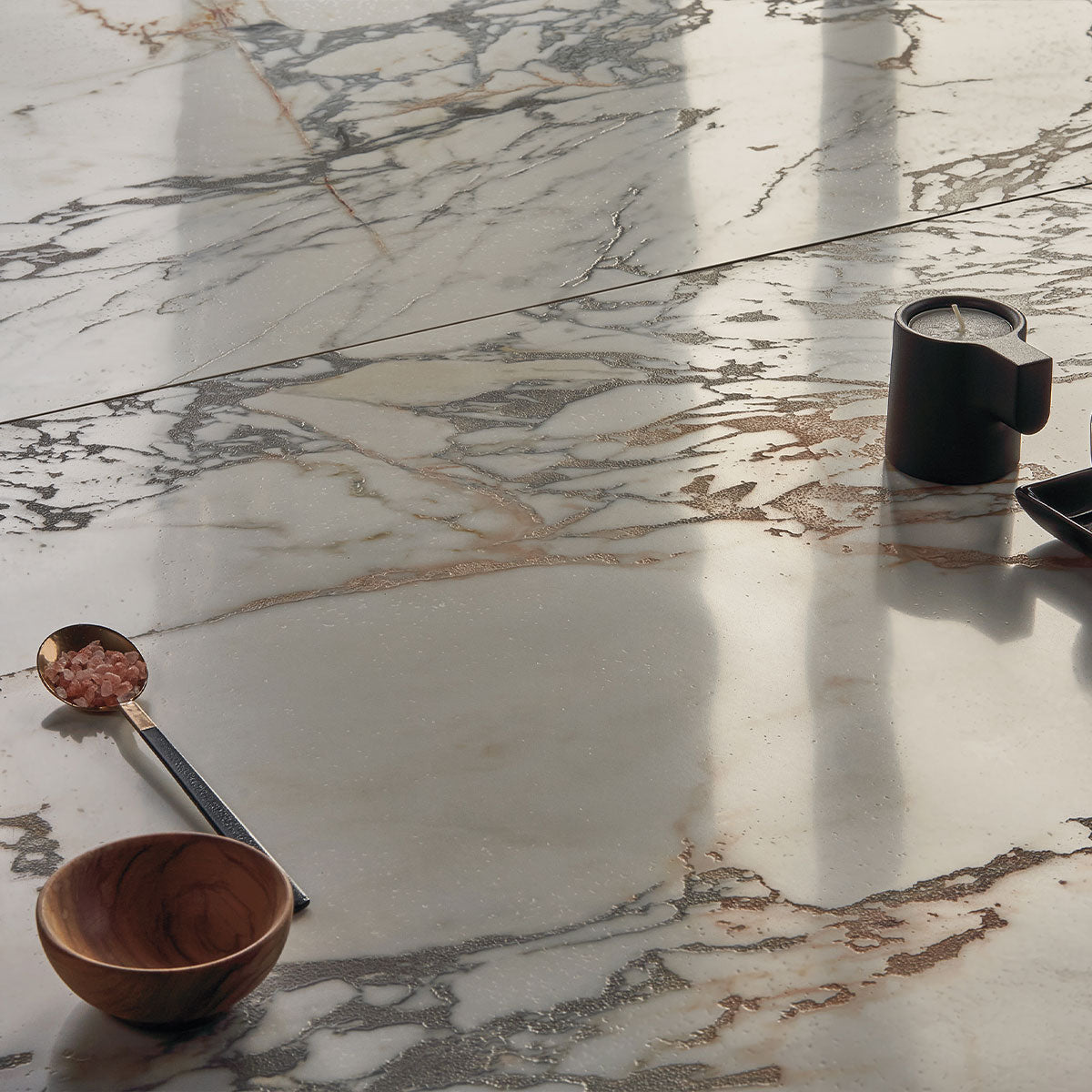 Deluxe Arabescato Marble 3D Effect Porcelain Tile 60x120cm Feature