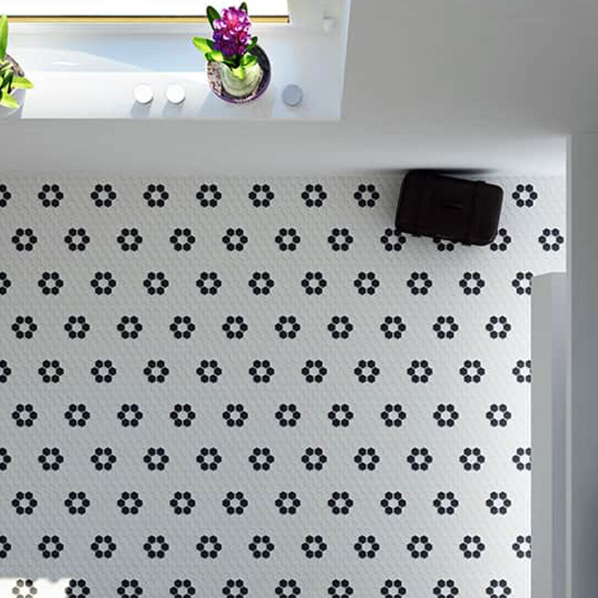 Deluxe Flower Hexagon Mosaic Porcelain Tile Matte