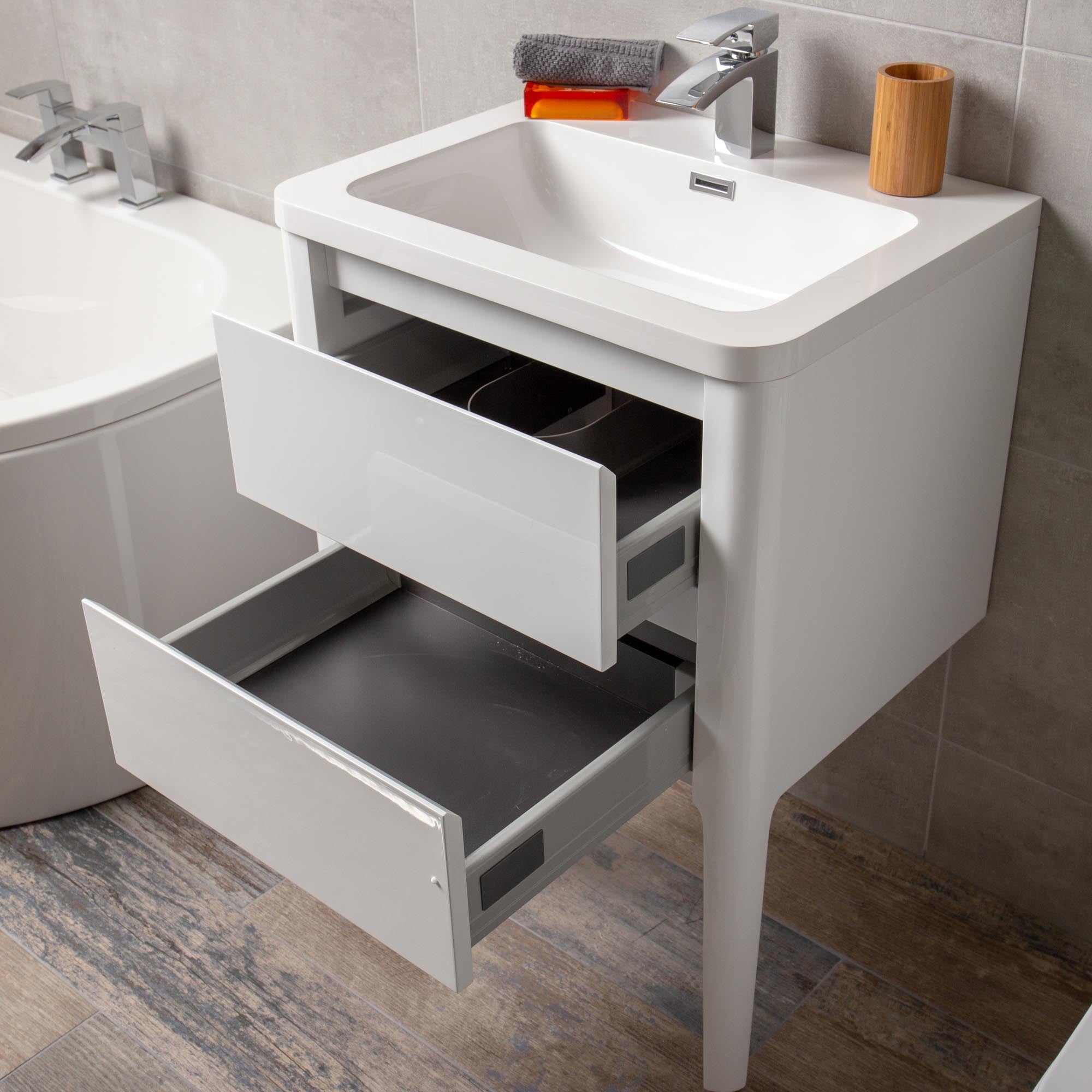 Doro II Floorstanding Vanity Unit with Basin