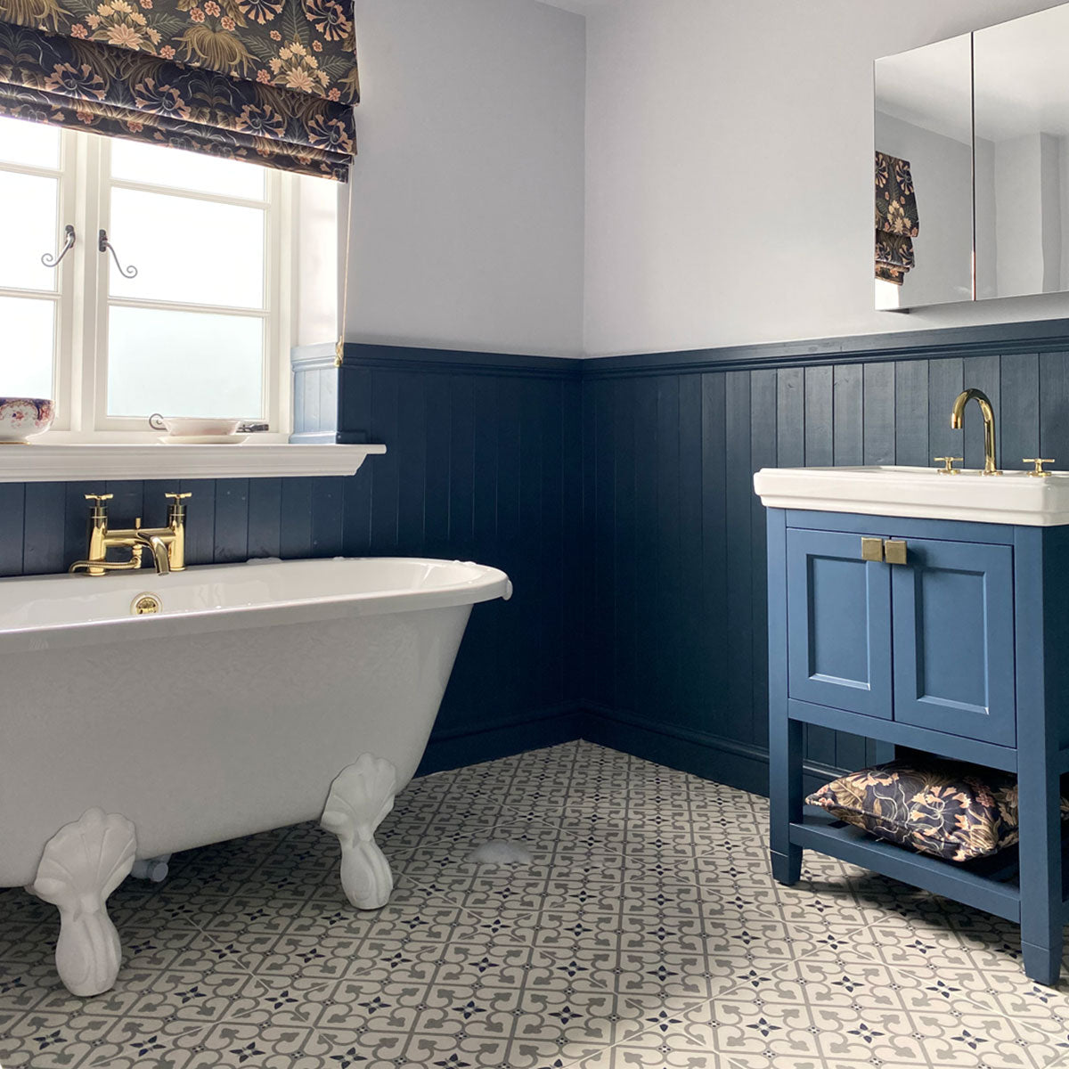 Burlington Riviera 2 Door Floorstanding Vanity Unit with Square Basin White Deluxe Bathrooms Ireland