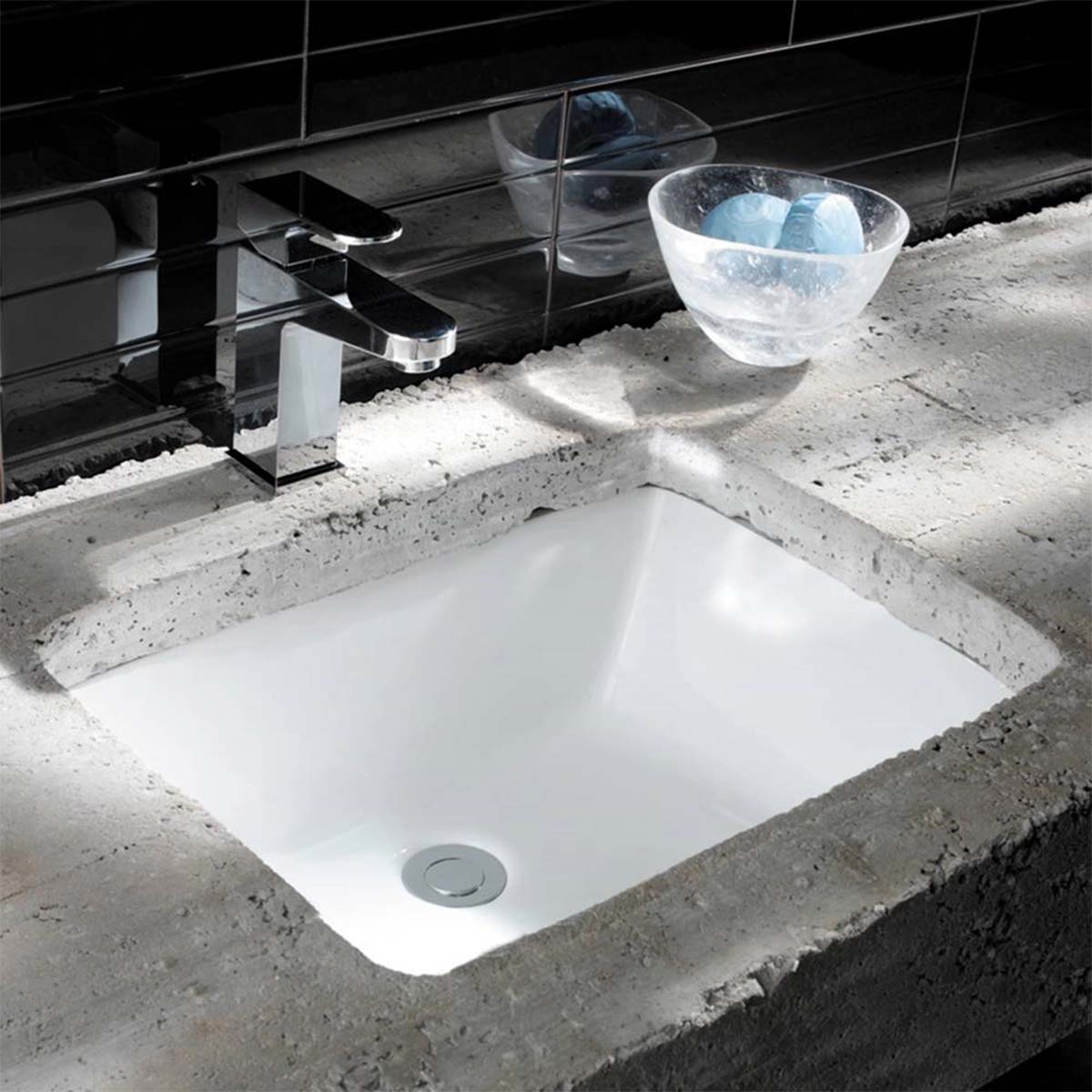 crosswater torino a midi rectangular undermount basin lifestyle