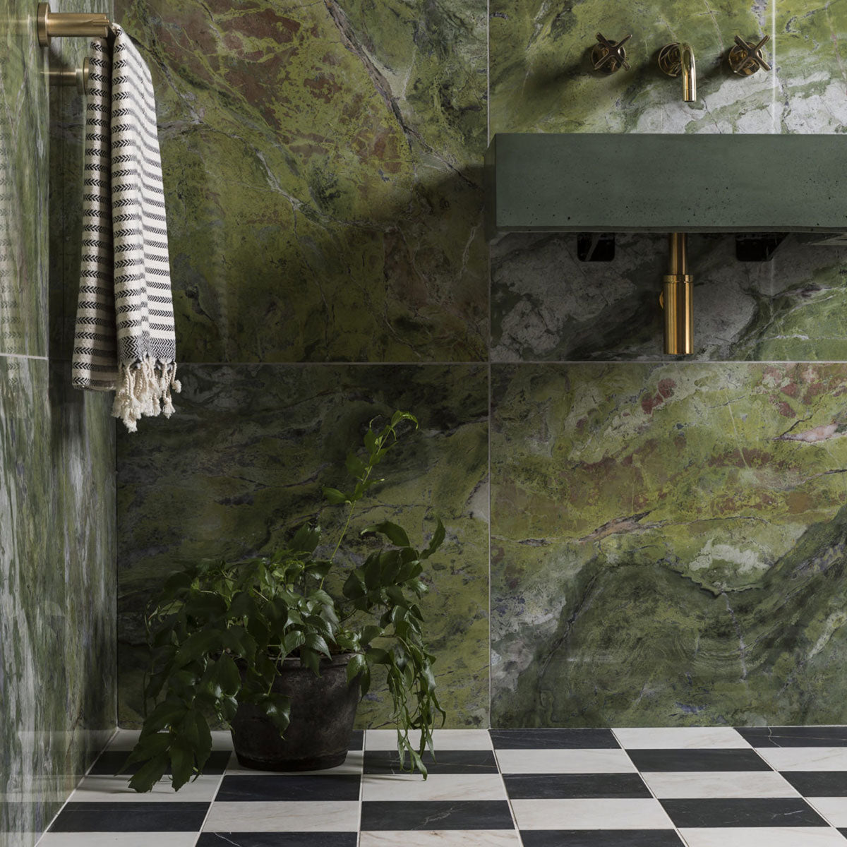 Deluxe Emerald Marble Effect Porcelain Tile Gloss 60x120cm