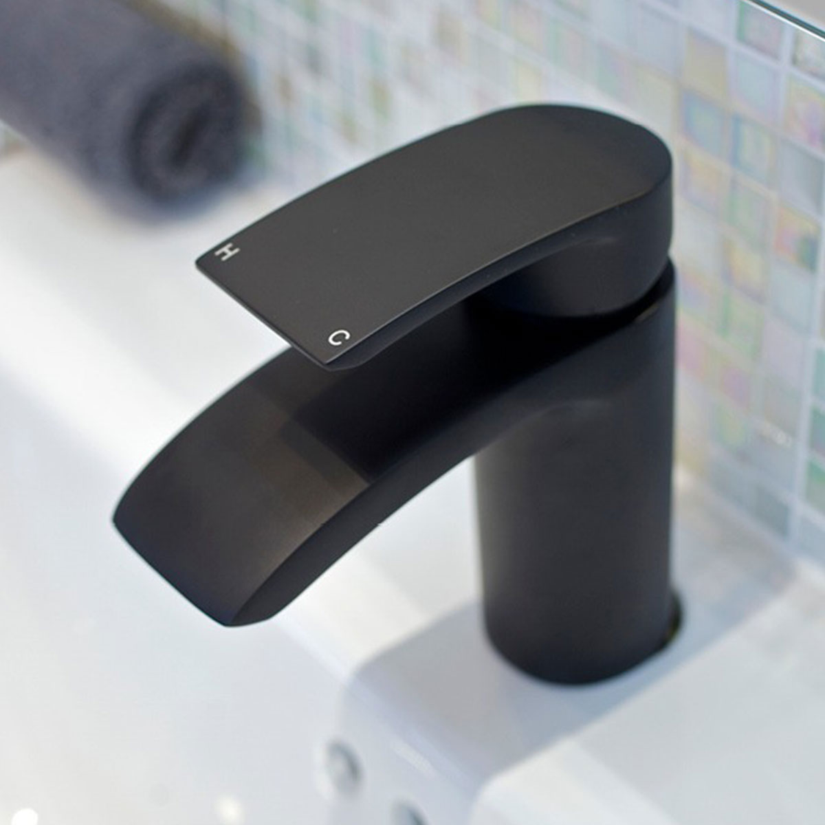 Deluxe Manly Matt Black Monobloc Basin Mixer With Click-Clack Waste