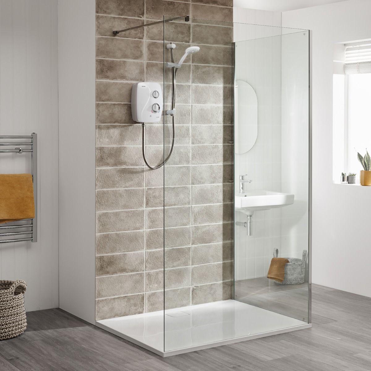 Triton Novel SR Silent Thermostatic Power Shower