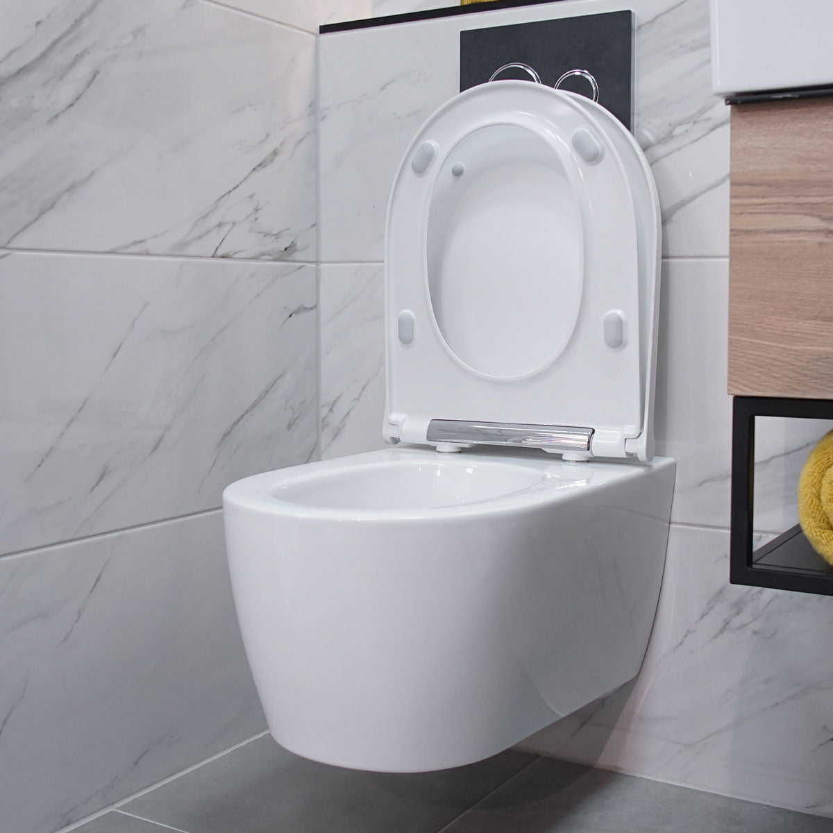 Geberit One Rimless Wall Hung TurboFlush WC Pan With Soft Close Seat