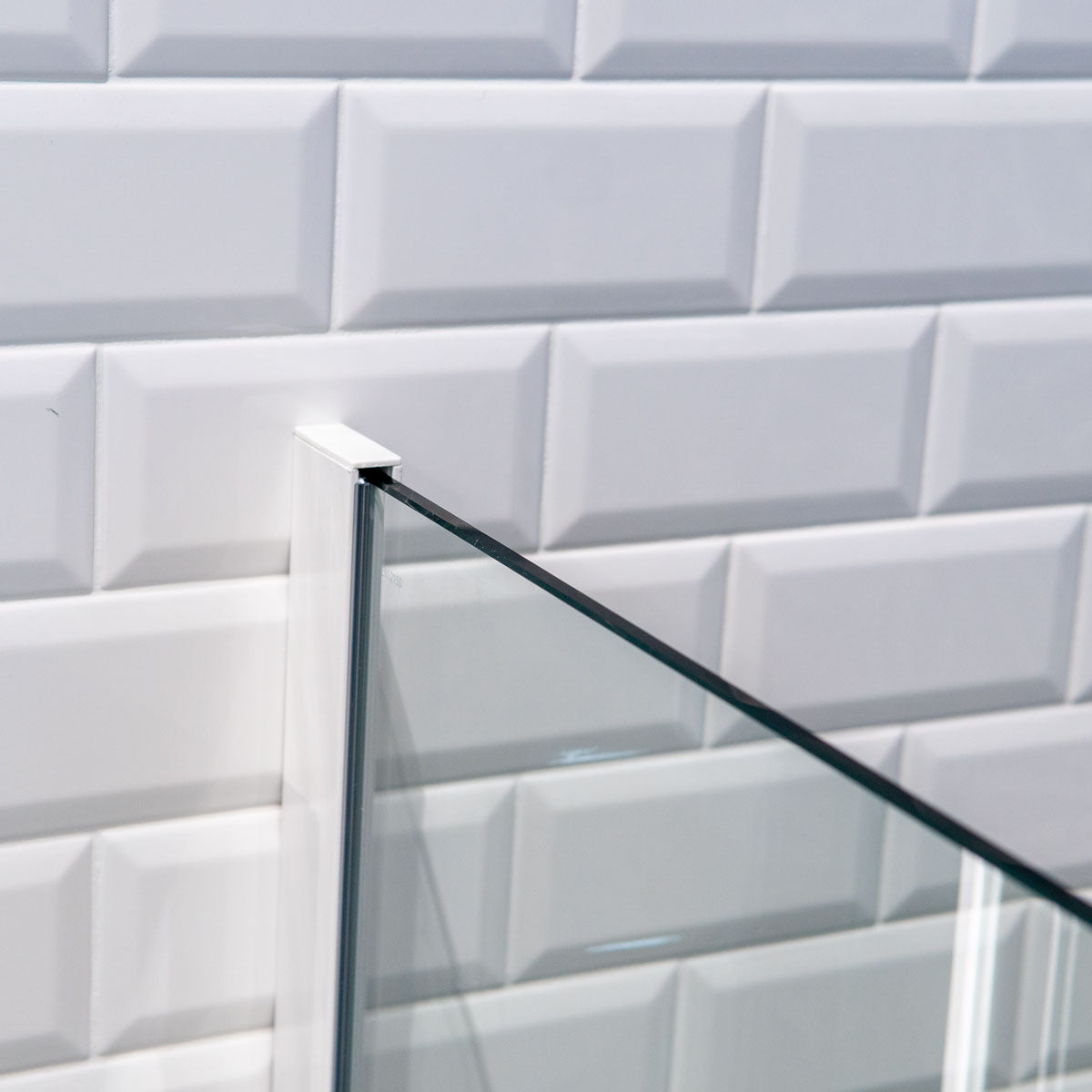 Granlusso 8 Clear Glass Wetroom Shower Screen - Matt White