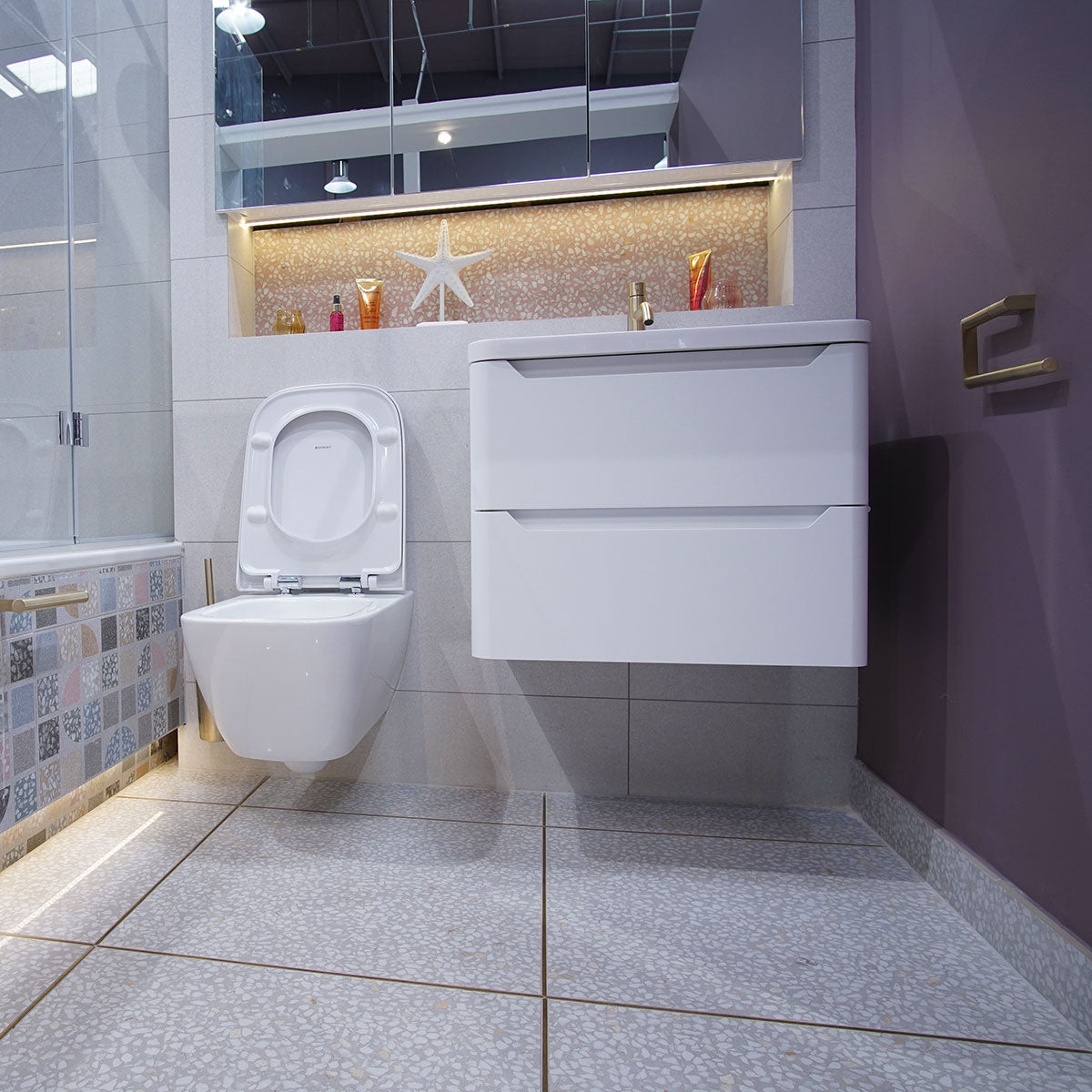 Geberit Smyle Square Rimless Wall Hung WC Pan With Toilet Seat