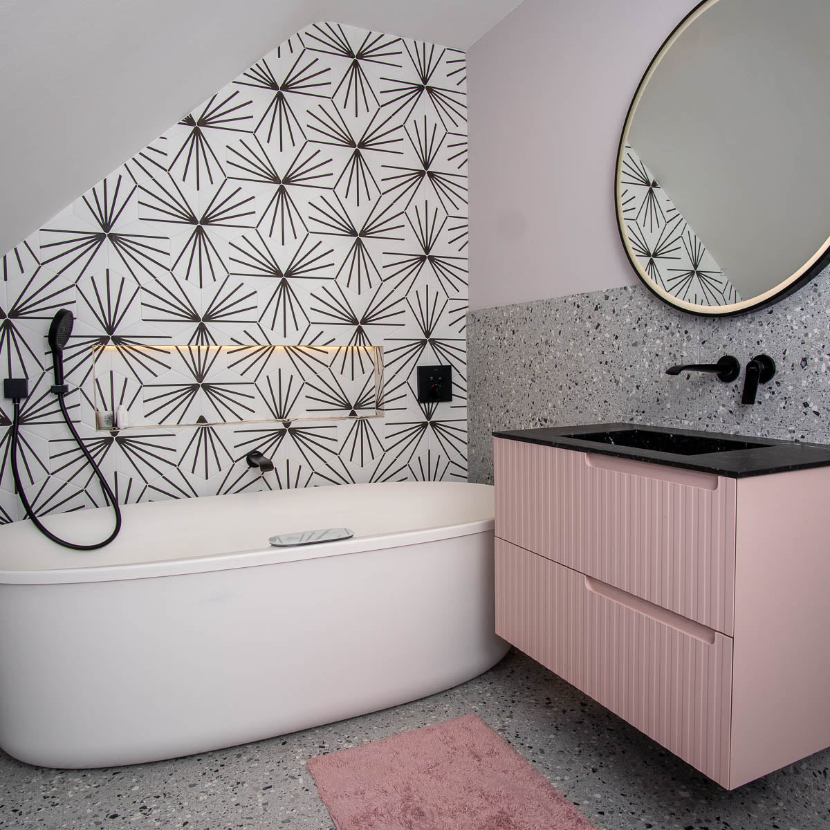 Deluxe Lilypad Line Negro Hex Porcelain Tile 23x20cm Matt