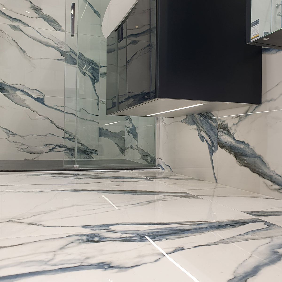 Utopia Lustre 1-Drawer Wall Hung Vanity Unit With led illumination