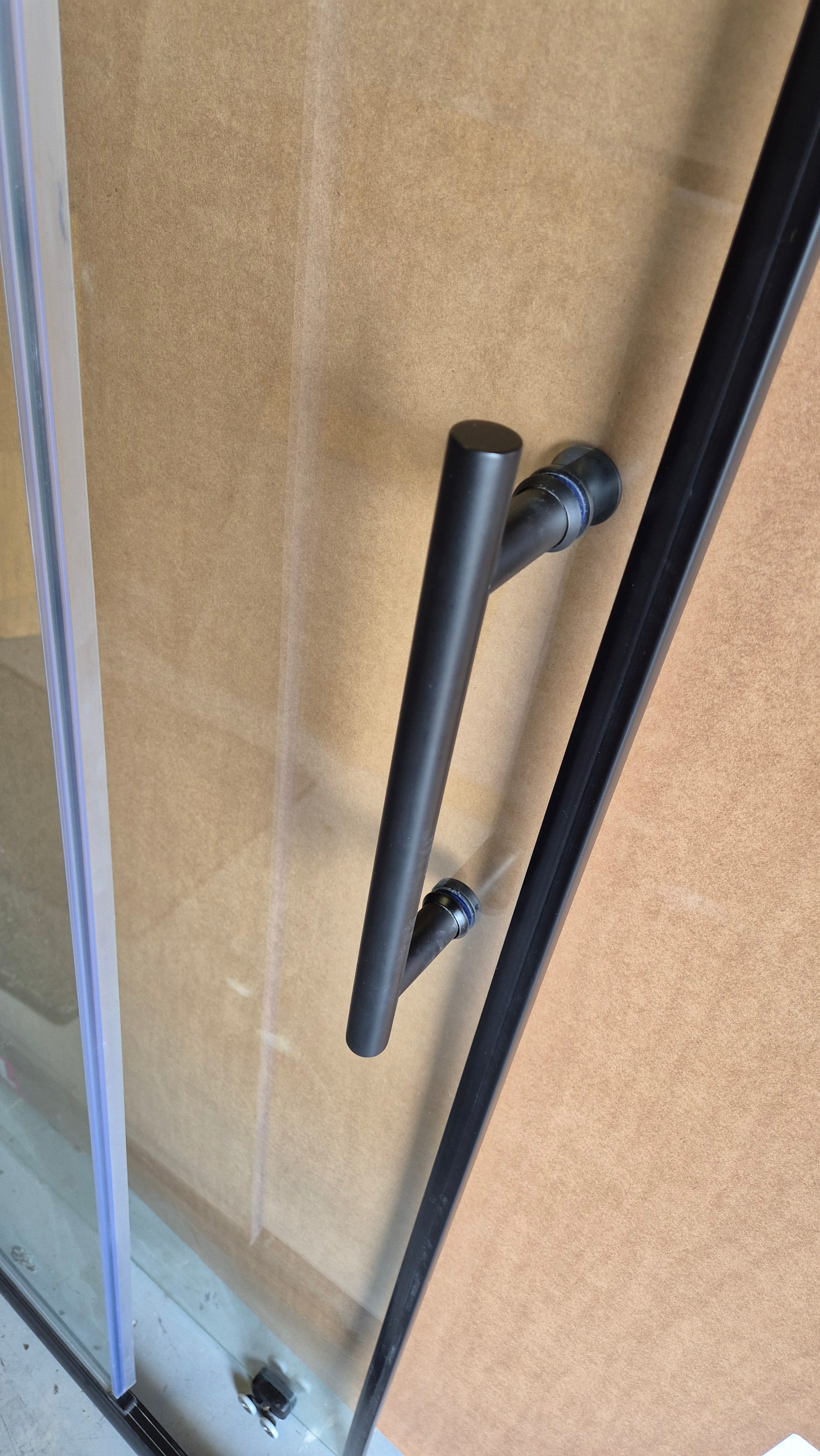 Ex-Display Image i4 1400mm Sliding Shower Door - Matt Black