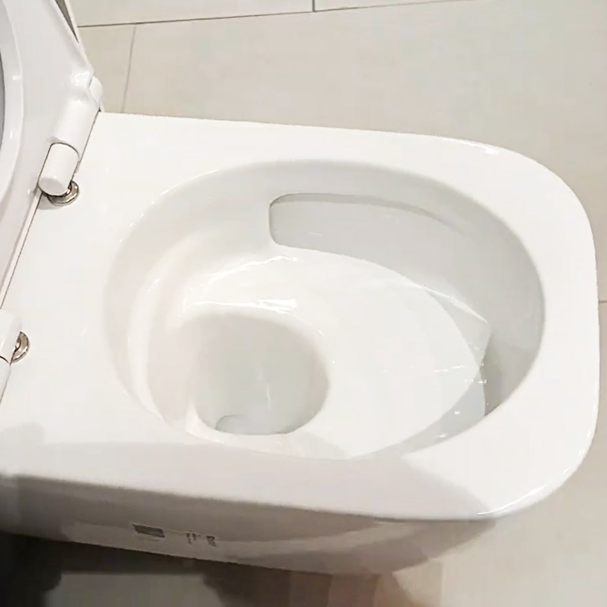 Geberit Smyle Rimless Wall Hung WC Pan With TurboFlush & Soft Close Toilet Seat