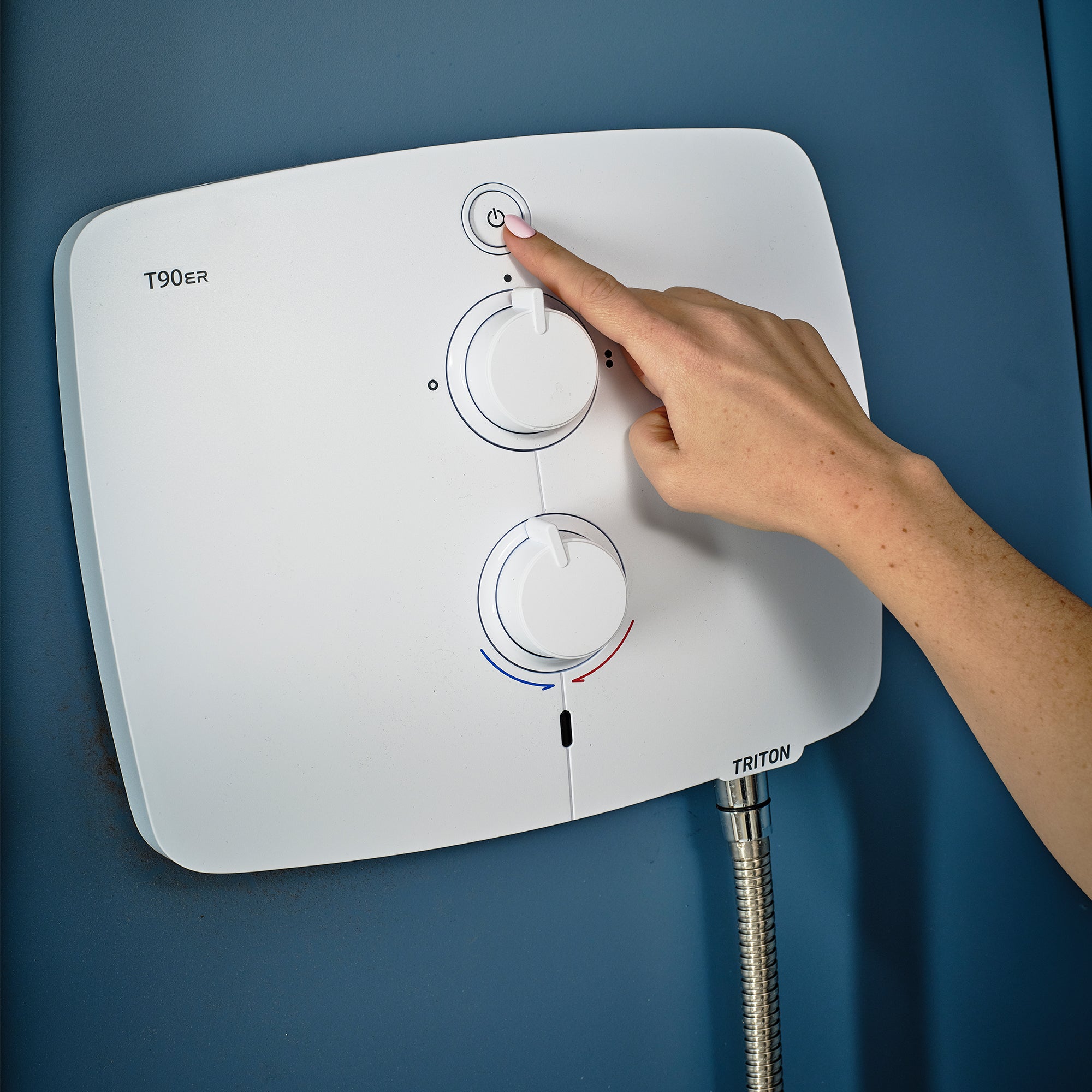 Triton T90ER White 9kW Dual Pumped Electric Shower with Rainfall Overhead and Handset Matt White