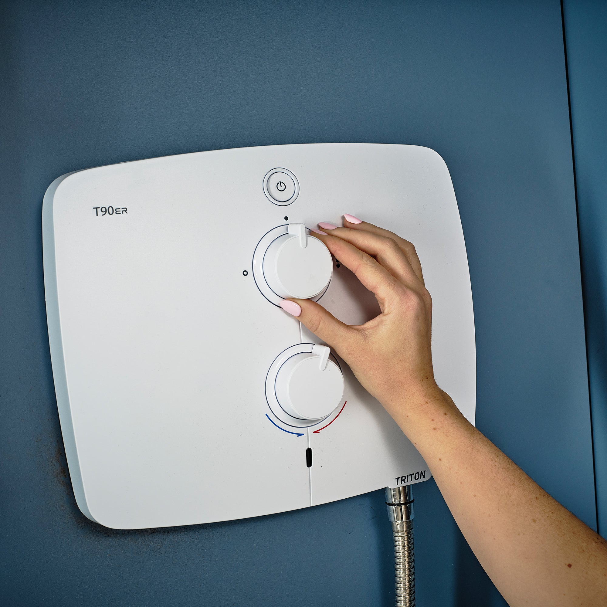 Triton T90ER White 9kW Dual Pumped Electric Shower with Rainfall Overhead and Handset Matt White
