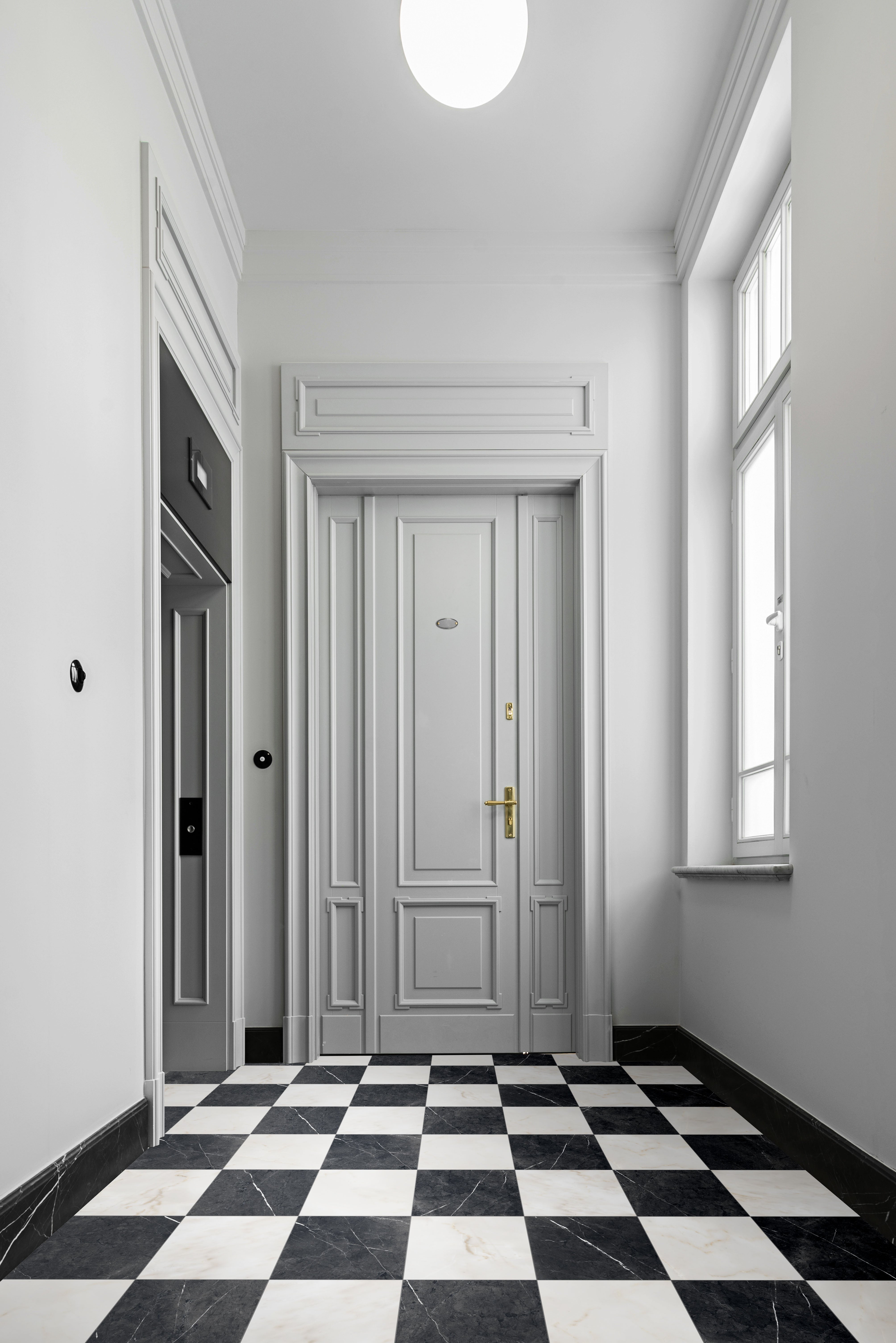 Chester Calacatta Ambra Marble Effect Porcelain Tile 30x30cm Matt