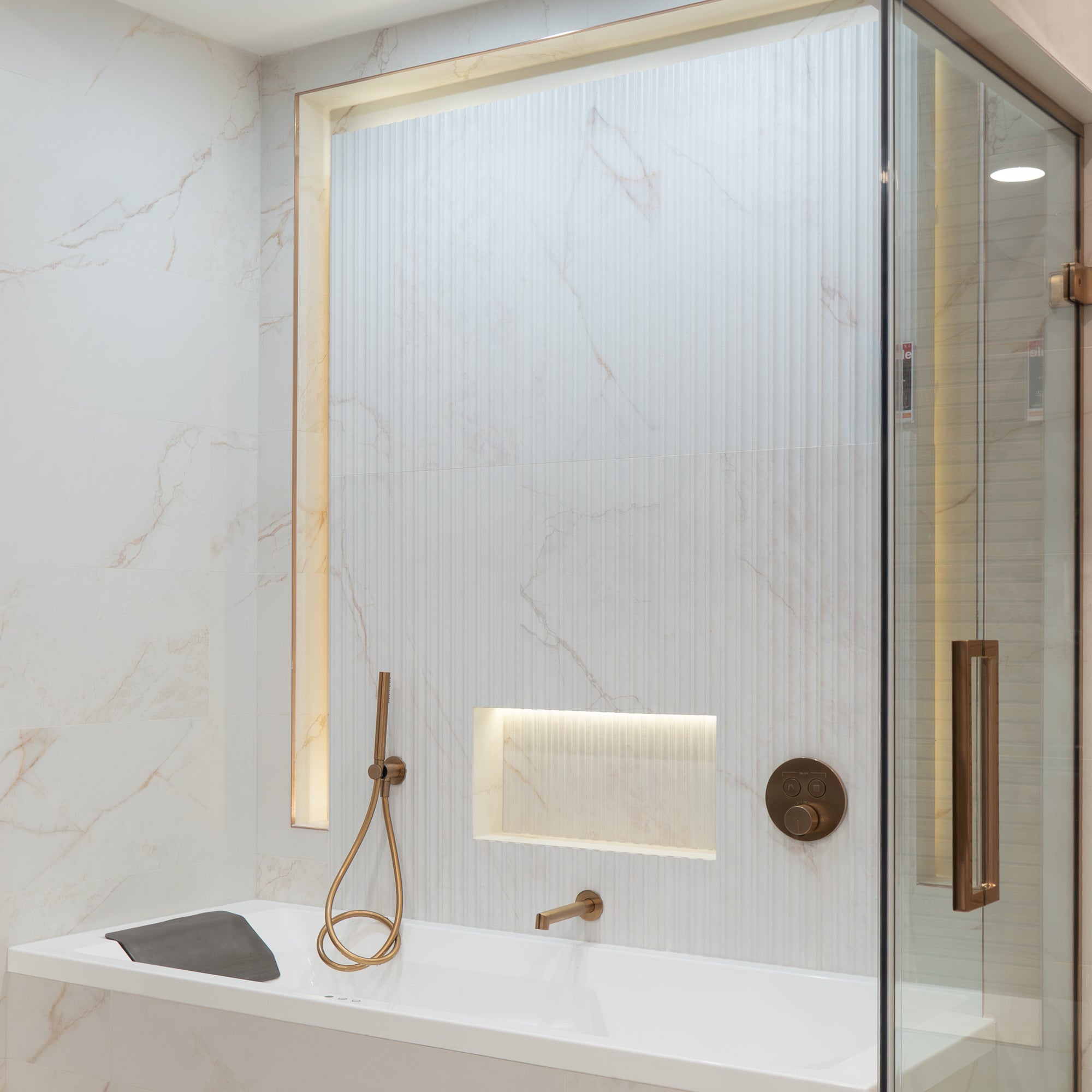 Dahlia White 4D Decor Marble Effect Tile 33x100cm Matt