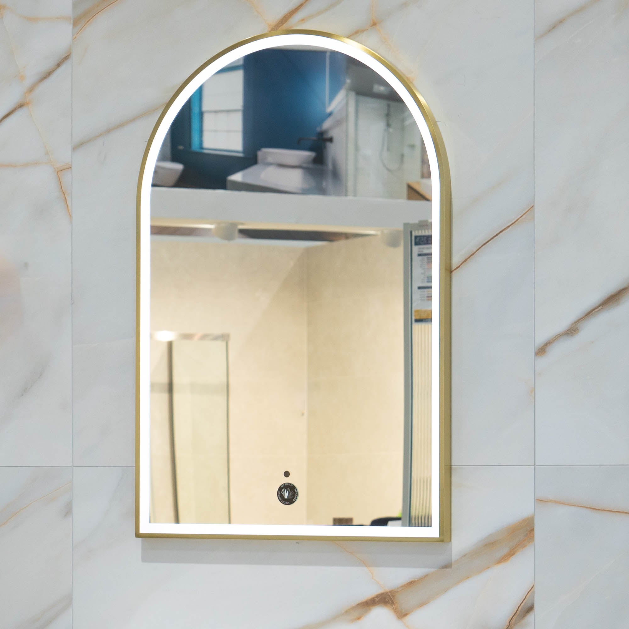 Granlusso Galleria Arch 60 LED Mirror with Brushed Brass Frame