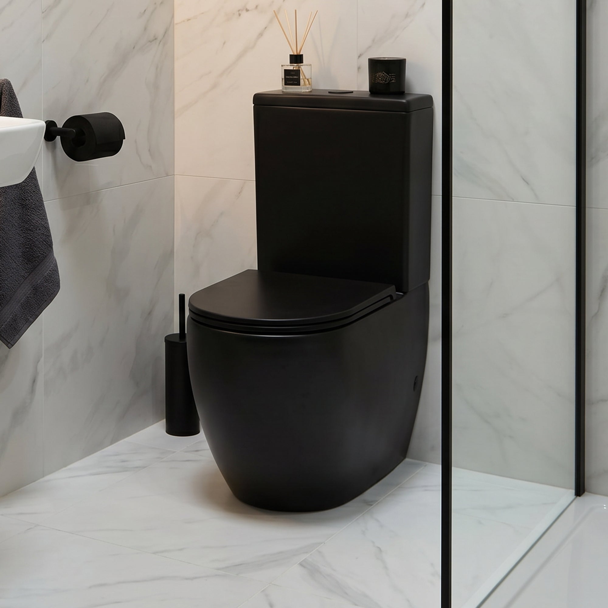 Granlusso™ Amalfi Matt Black Rimless Close Coupled Toilet and Soft Close Seat