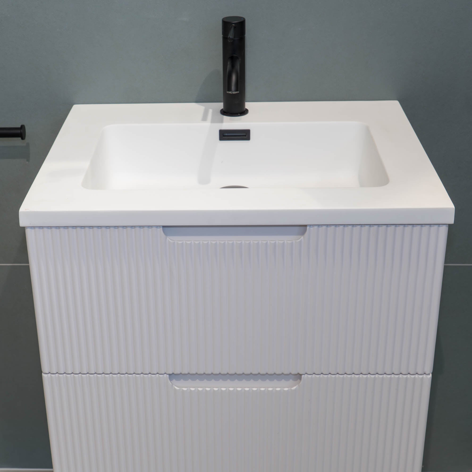 Granlusso™ Opus White Fluted Wall Mounted Vanity Unit With Solid Surface Washbasin