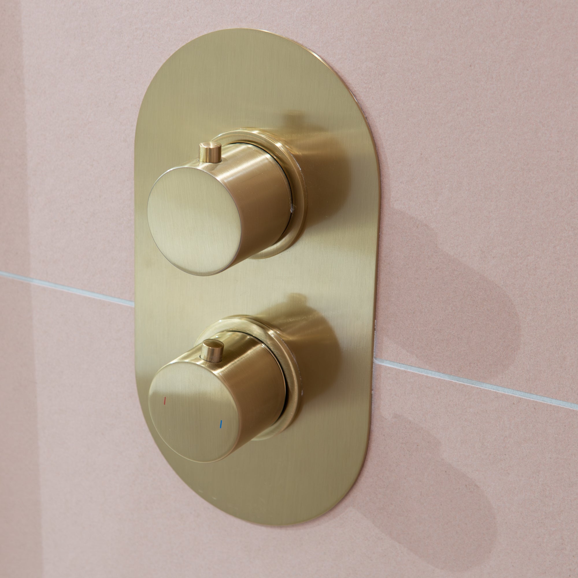 granlusso portofino 2 outlet thermostatic shower valve brushed brass orientation