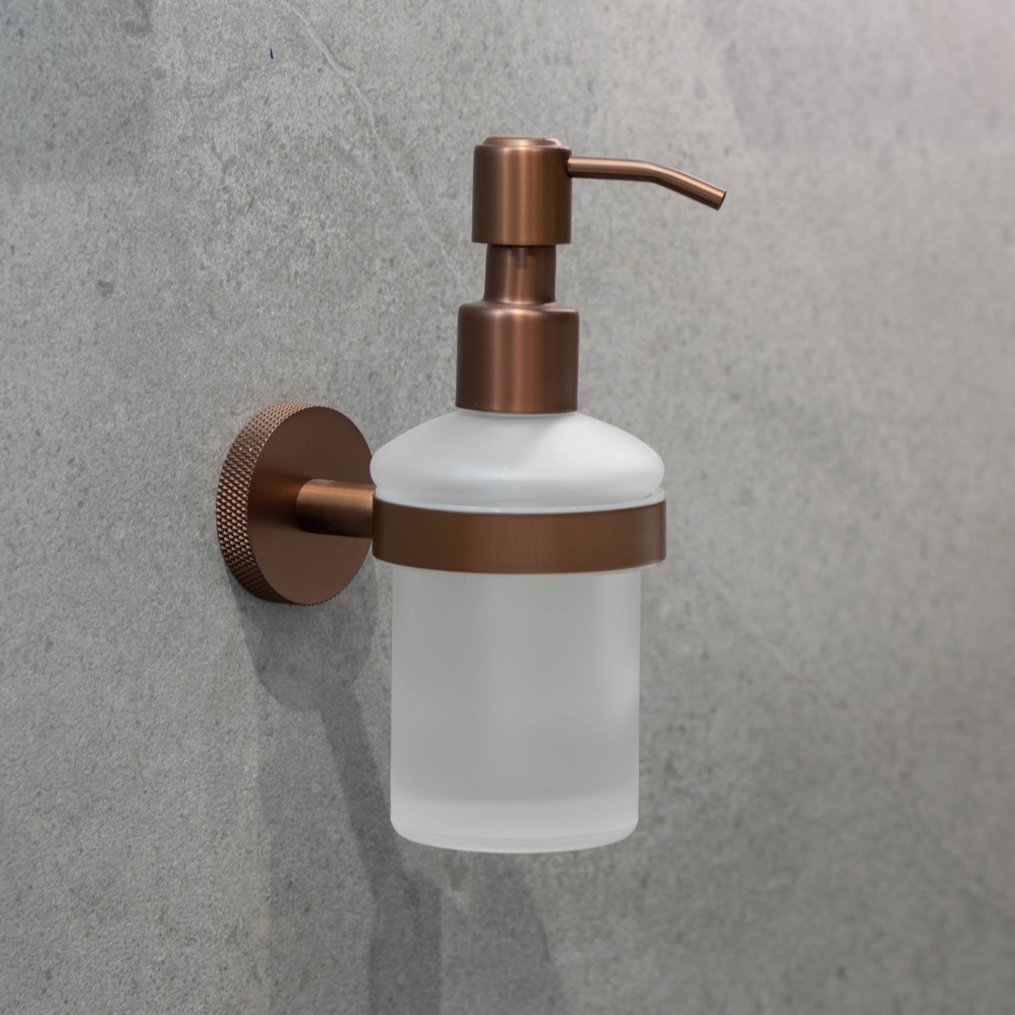 granlusso portofino Frosted soap dispenser with bronze pump  knurled