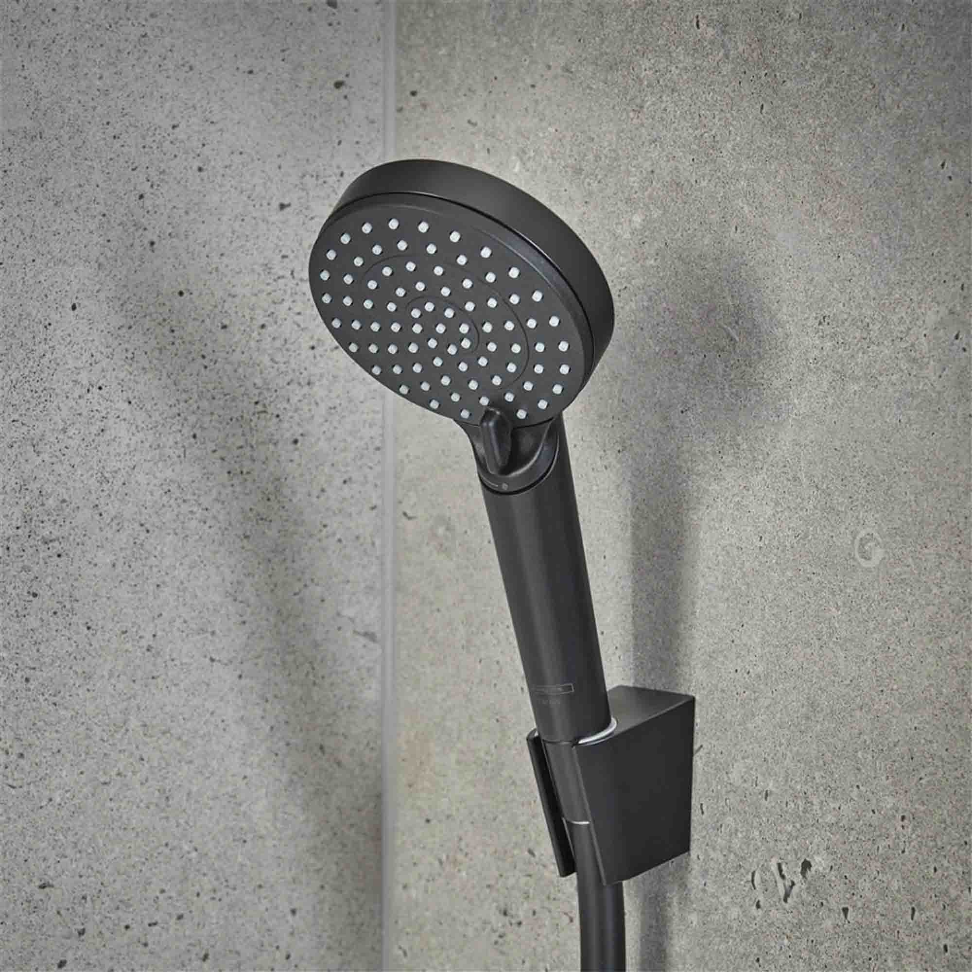 hansgrohe vernis blend 2 hole deck mounted bath shower mixer with handset matt black