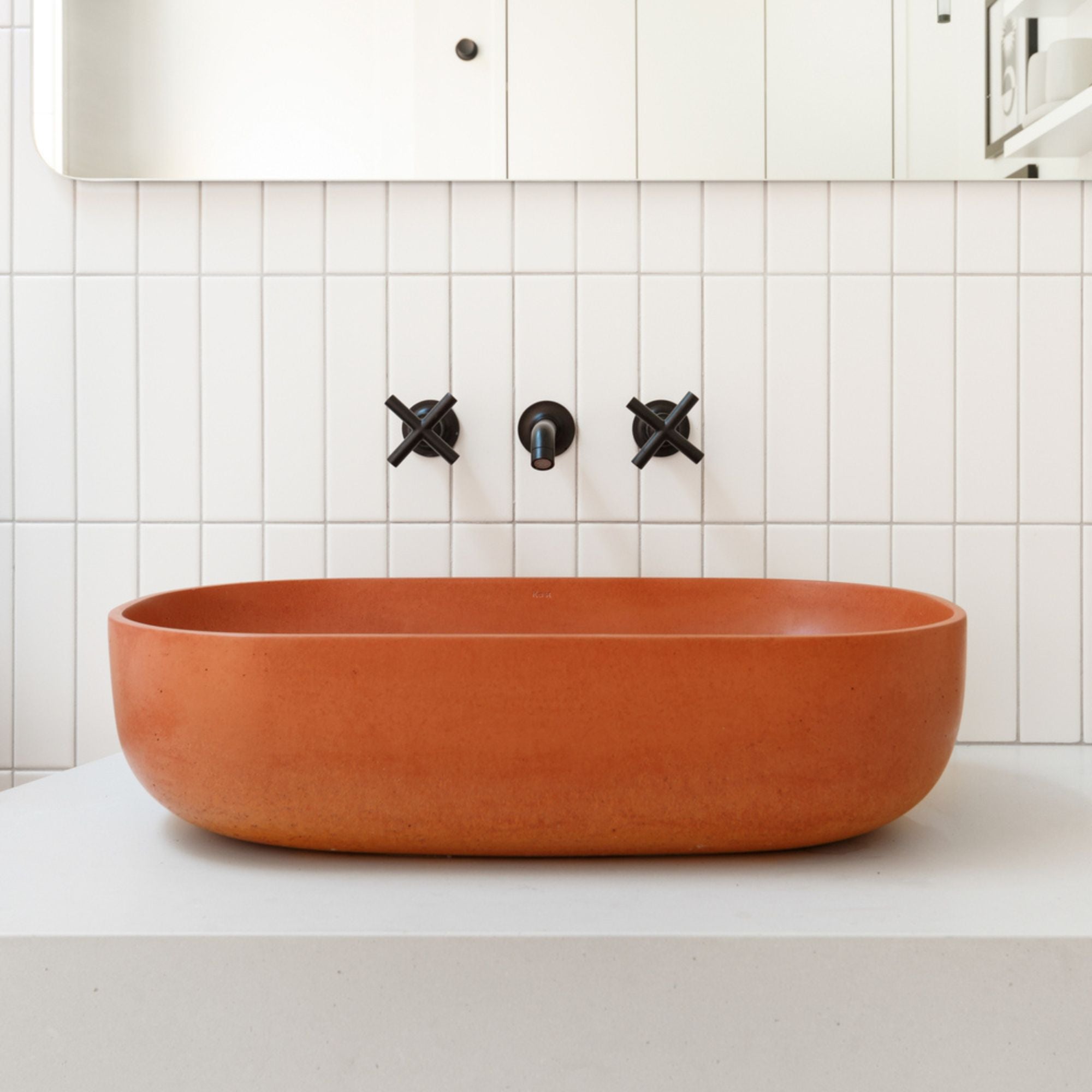 Kast Rho Curved Countertop Concrete Basin