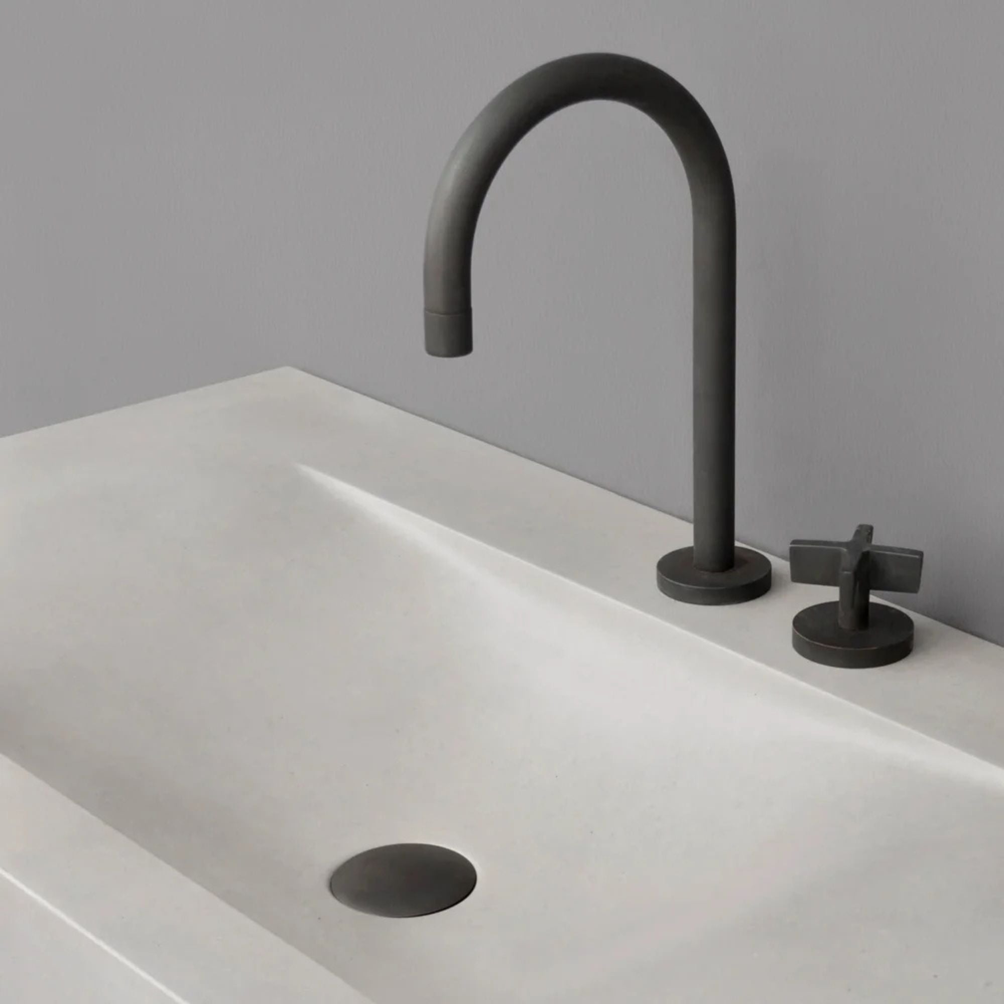 Kast Sono Rectangle Wall-Hung Concrete Basin With Shelf Surface