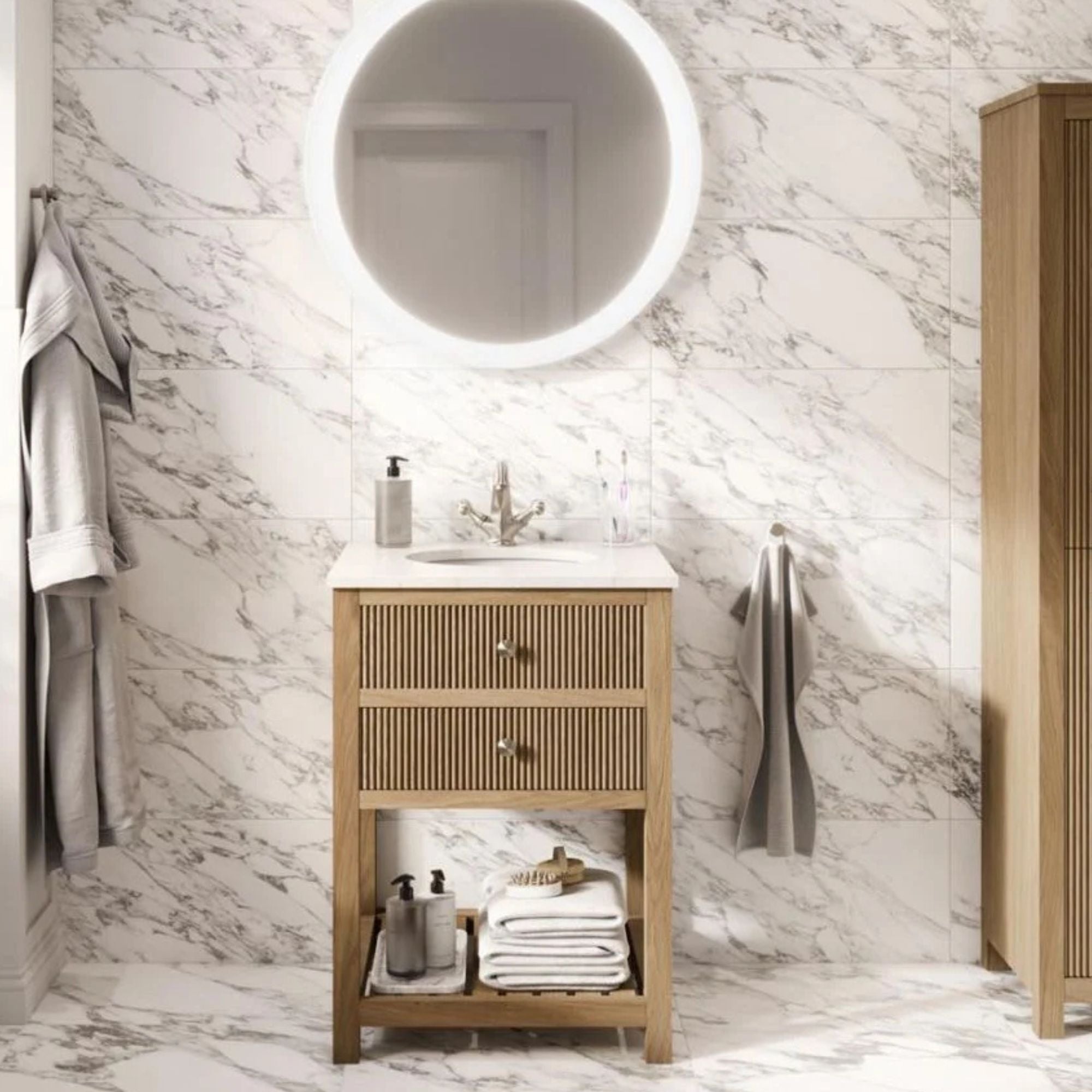 Newbury 600 Fluted Floorstanding 2-Drawer Vanity Unit With Basin