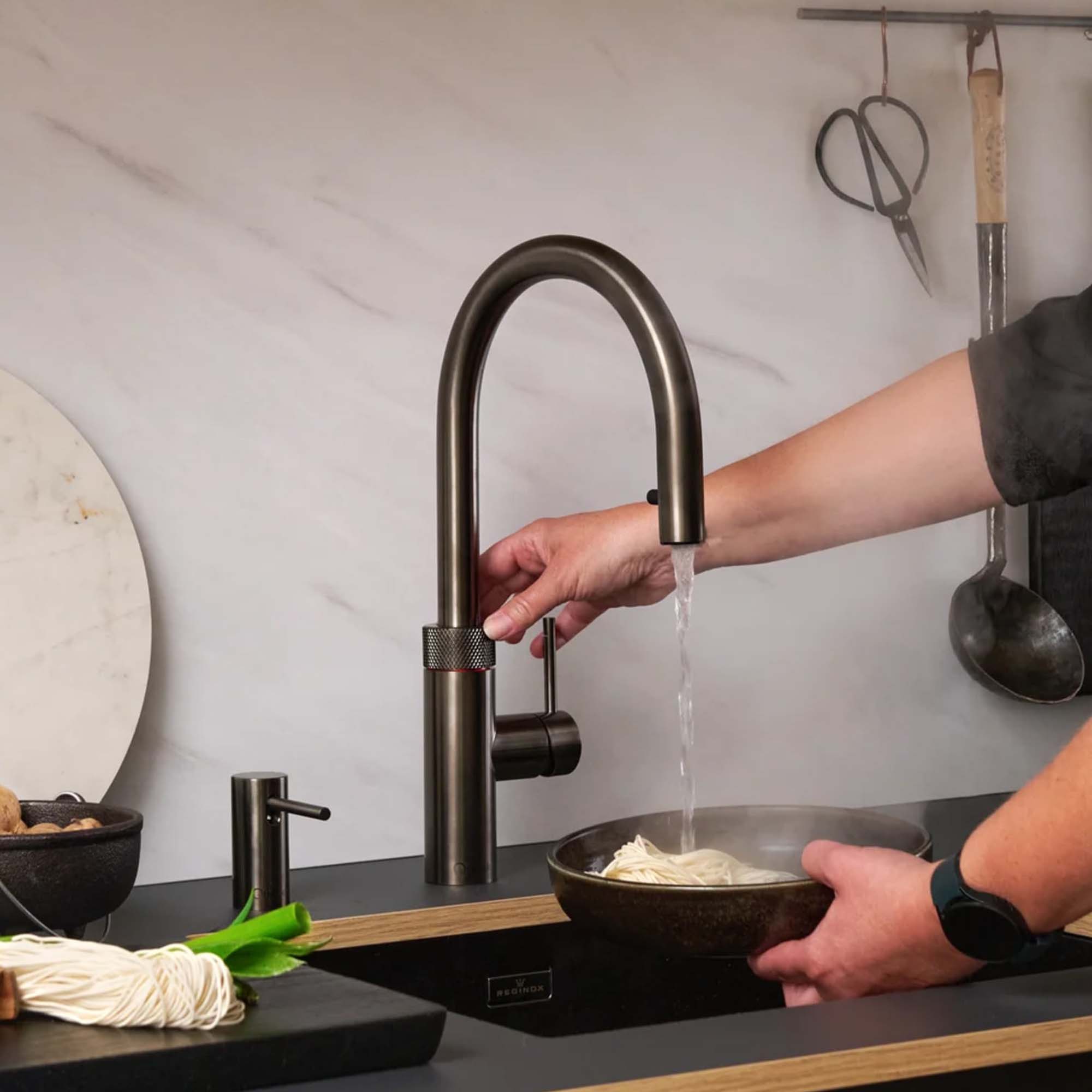 quooker flex boiling kitchen tap with pro 3 tank gunmetal