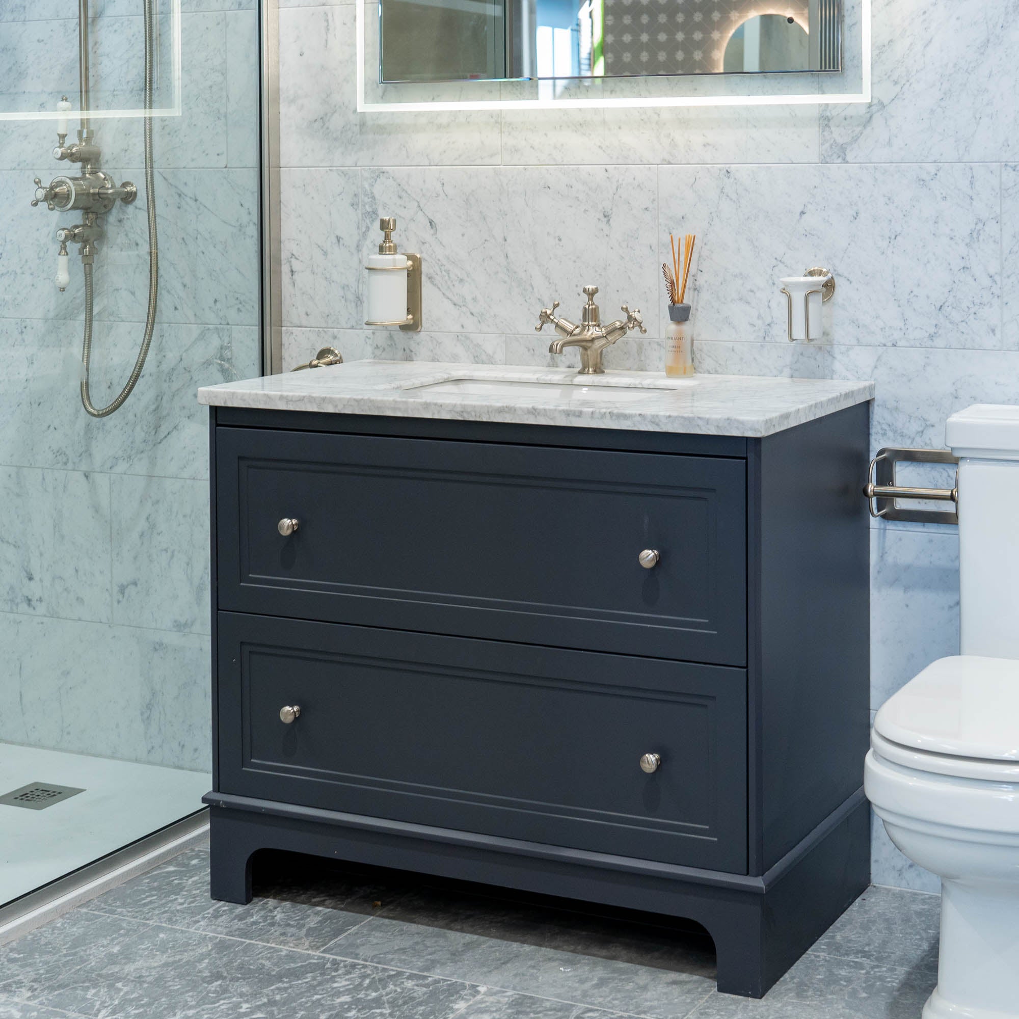 Granlusso Shelbourne Floorstanding Vanity Unit with Real Marble Worktop and Basin
