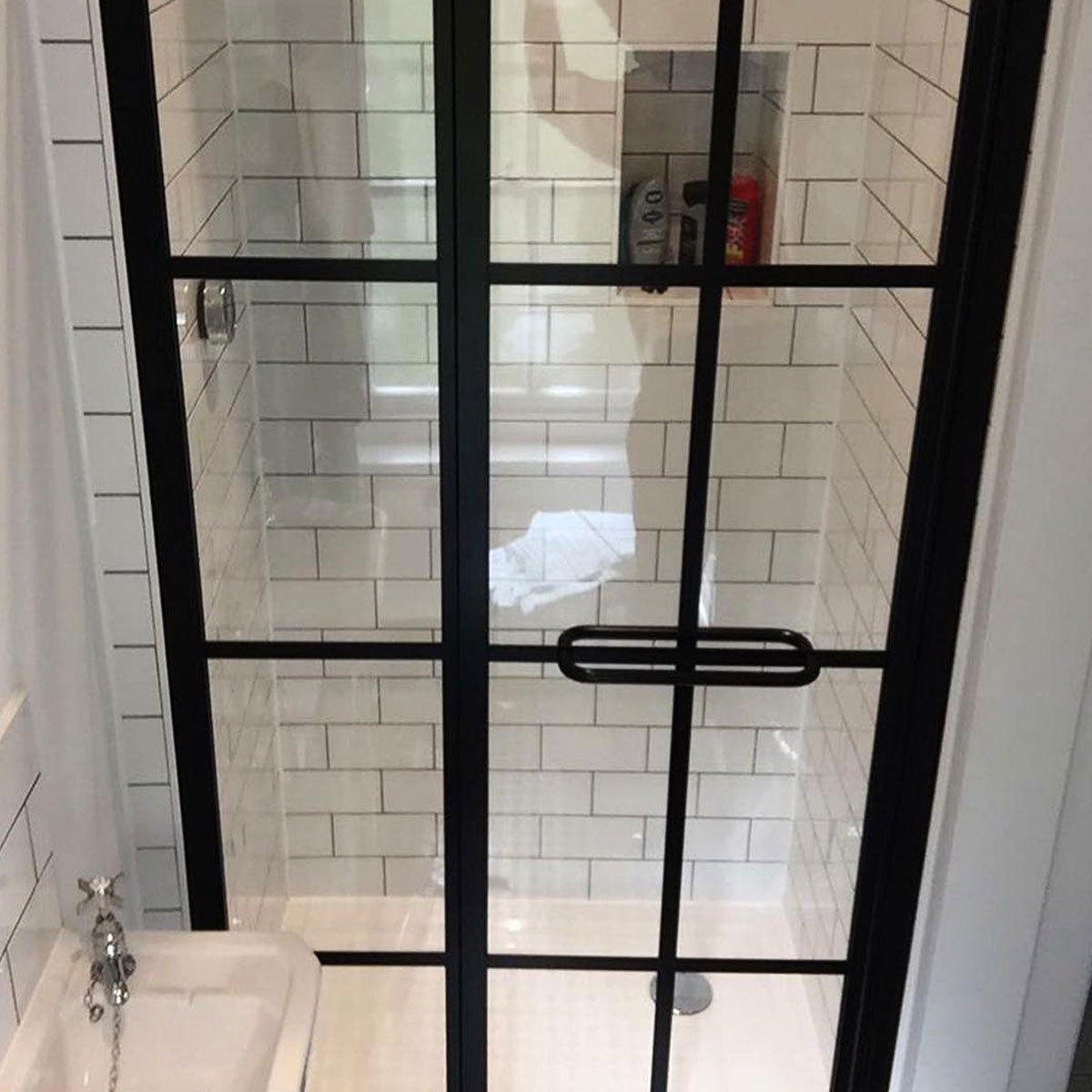 Drench FRAME Lite Shower Door Hinged To Inline Panel
